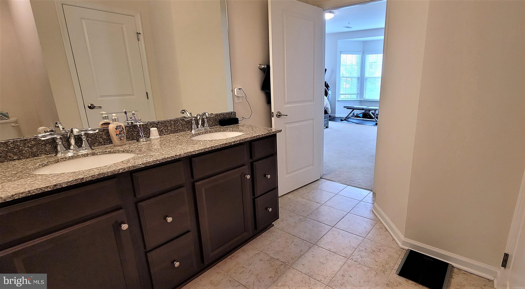 HEATHCOTE COMMONS - Residential Lease