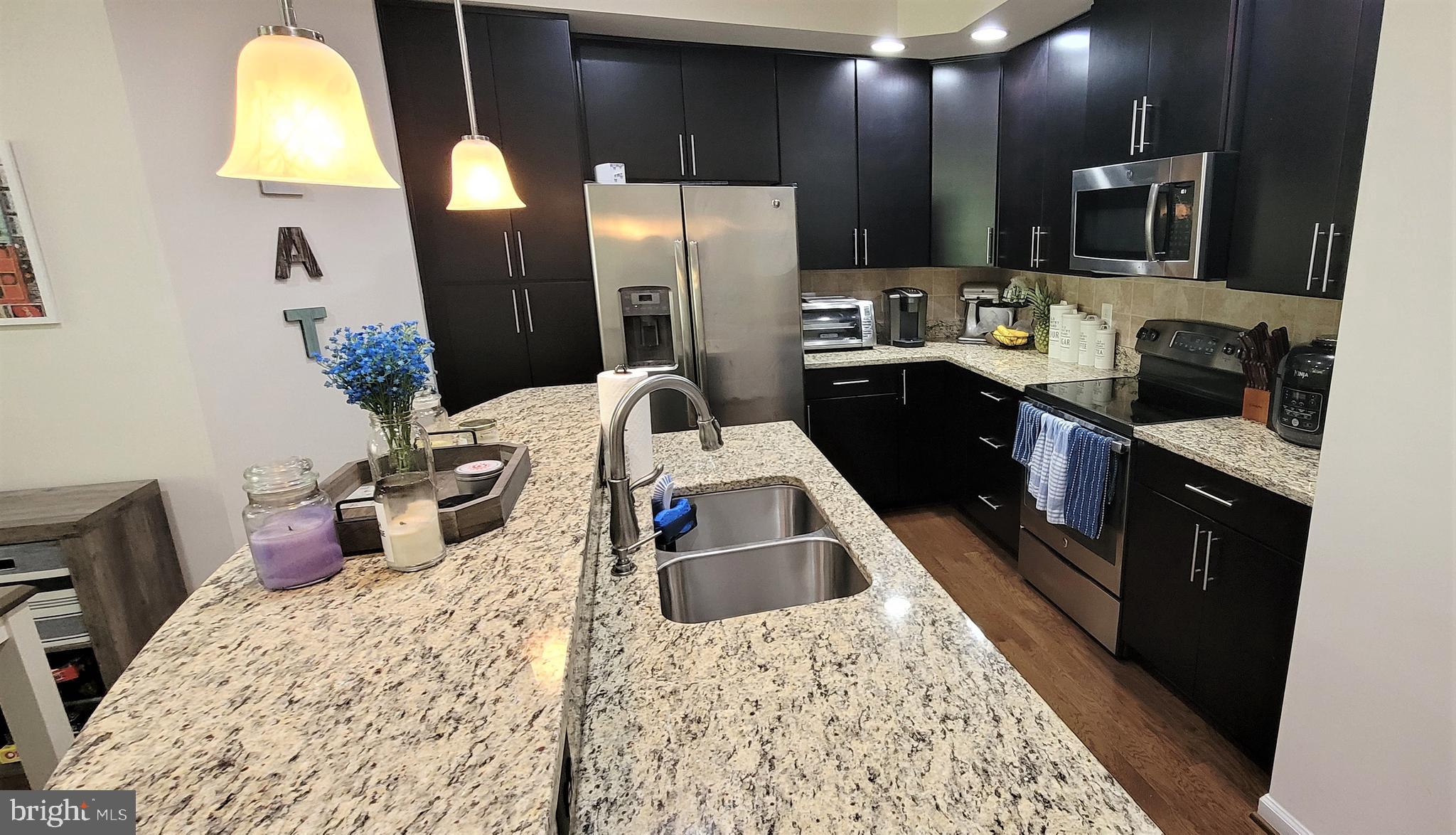 HEATHCOTE COMMONS - Residential Lease