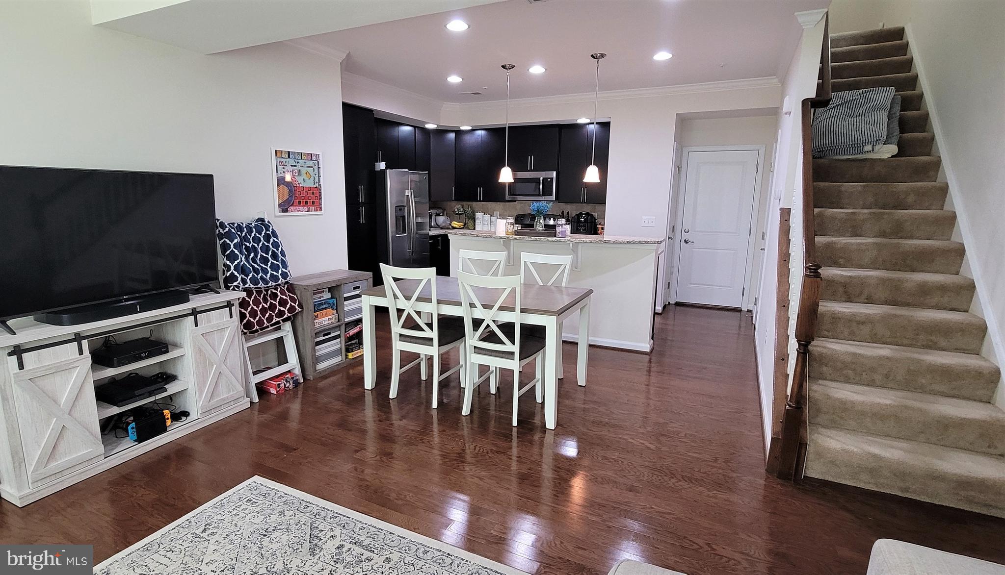 HEATHCOTE COMMONS - Residential Lease