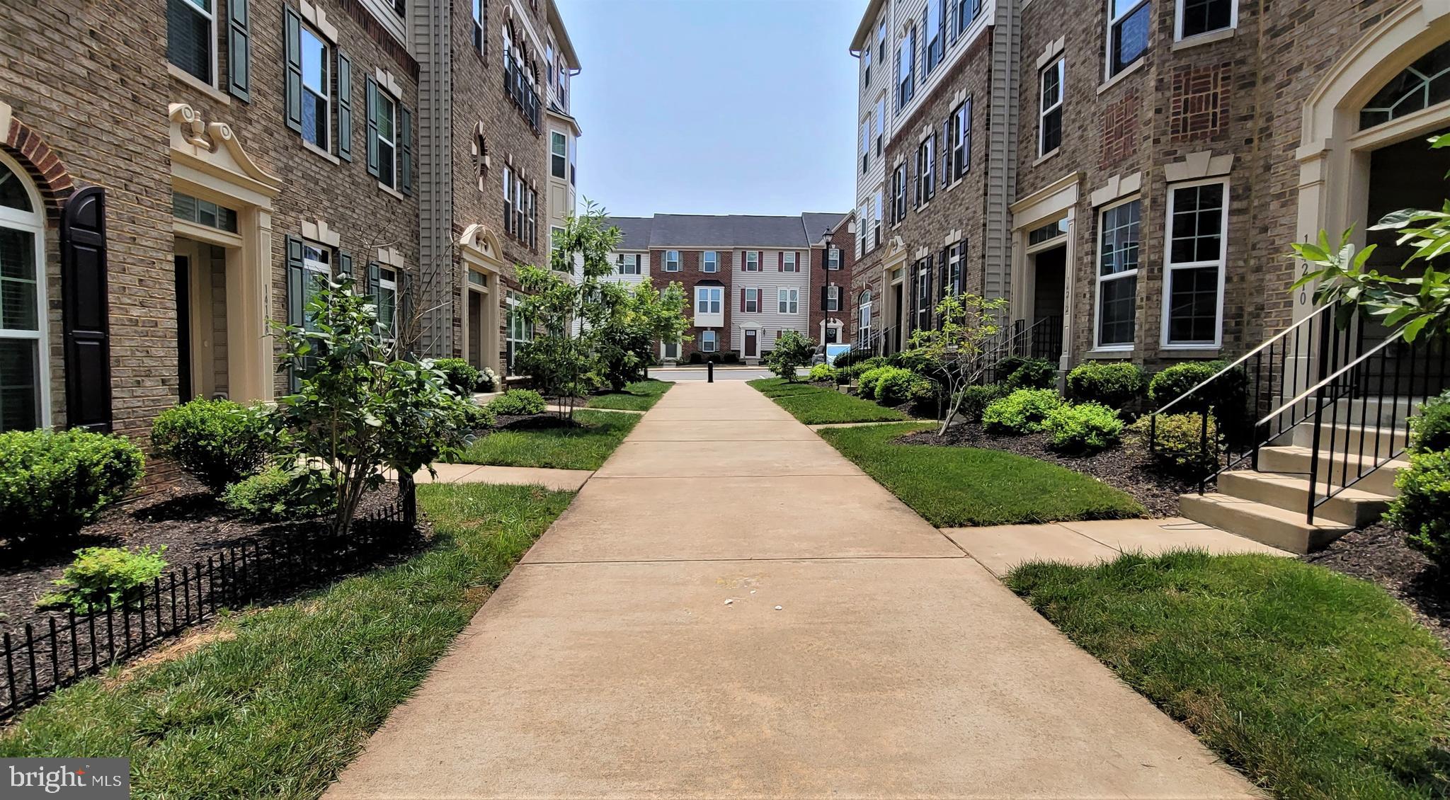 HEATHCOTE COMMONS - Residential Lease