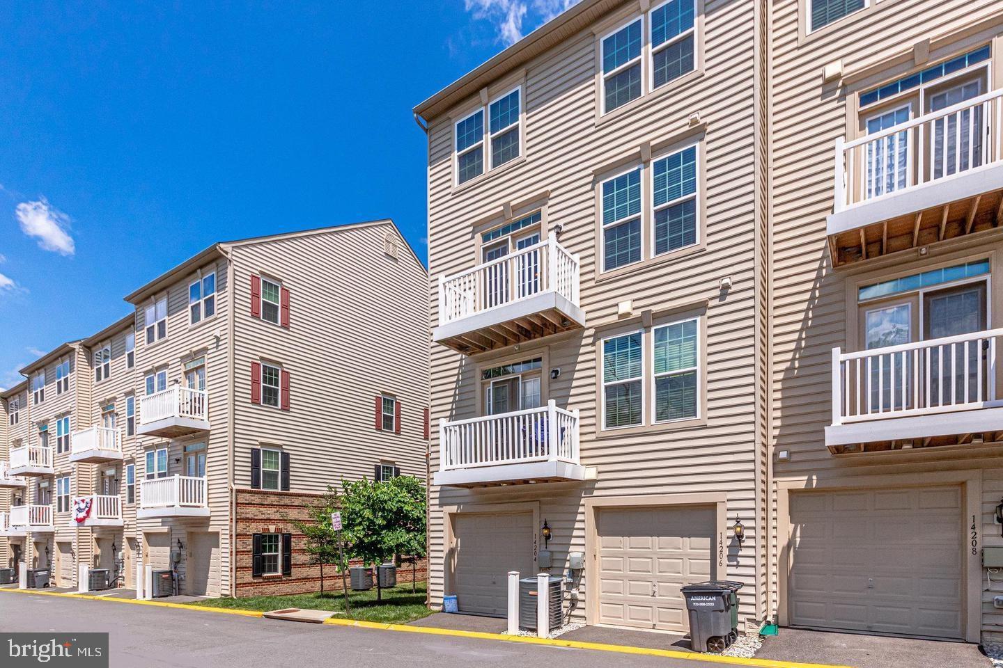 HEATHCOTE COMMONS - Residential Lease