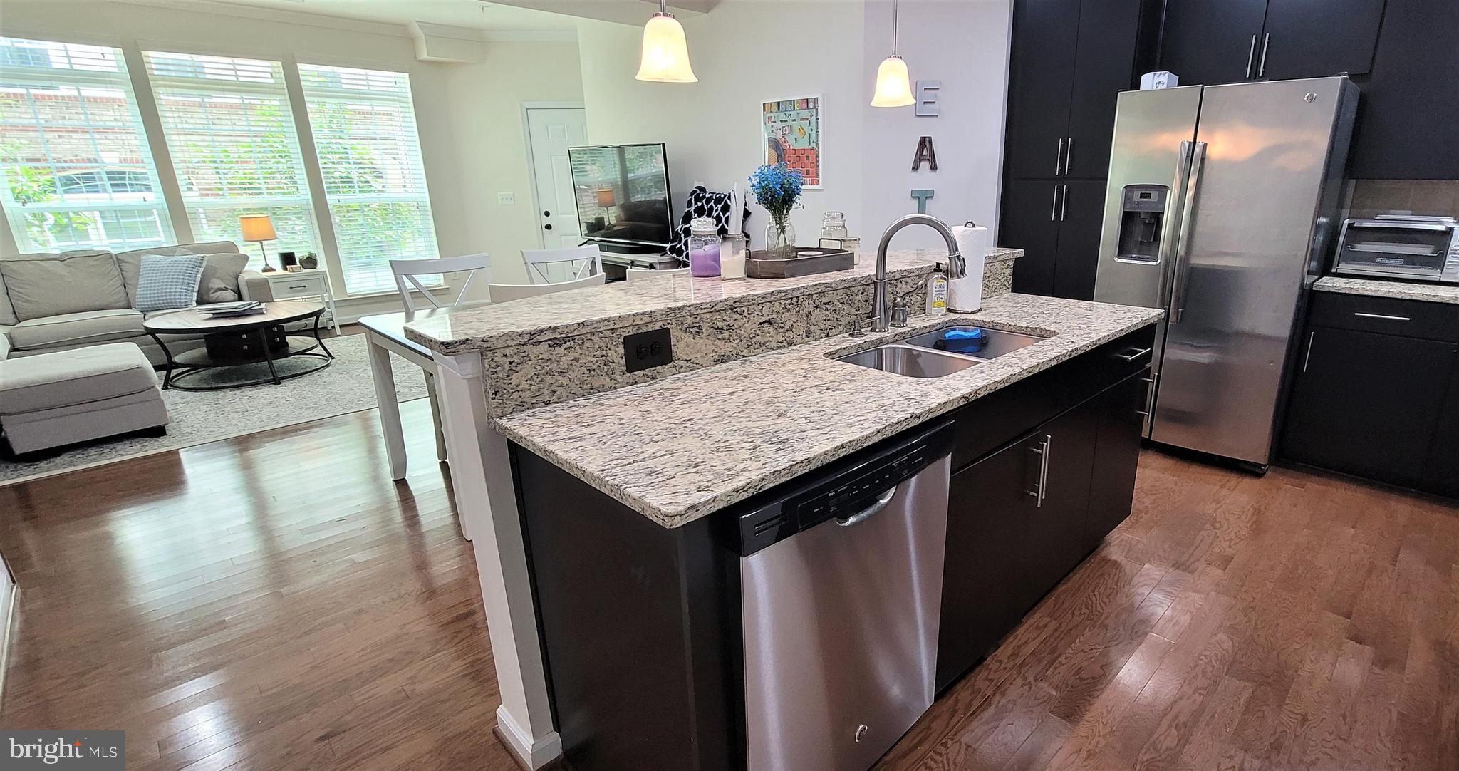 HEATHCOTE COMMONS - Residential Lease