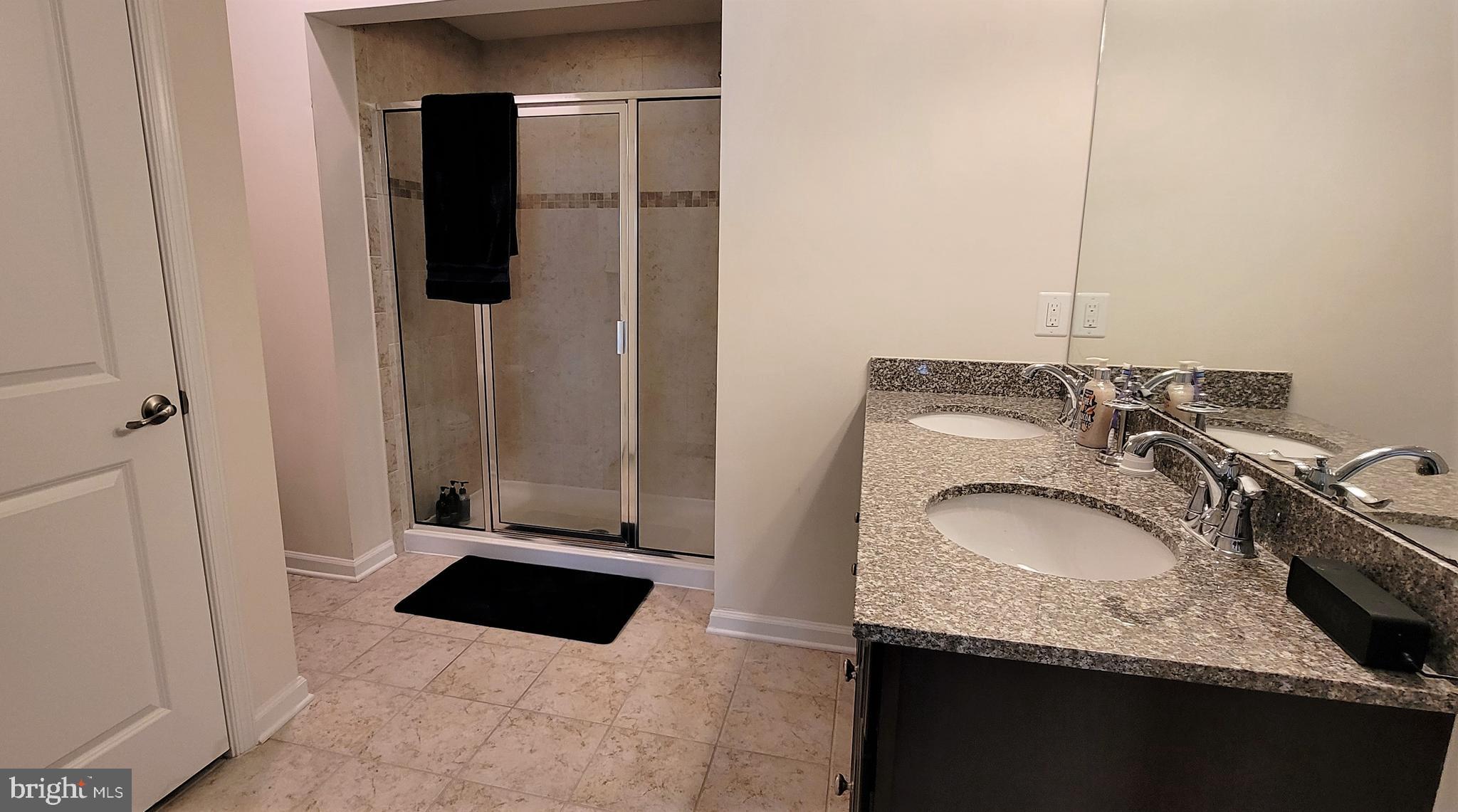 HEATHCOTE COMMONS - Residential Lease