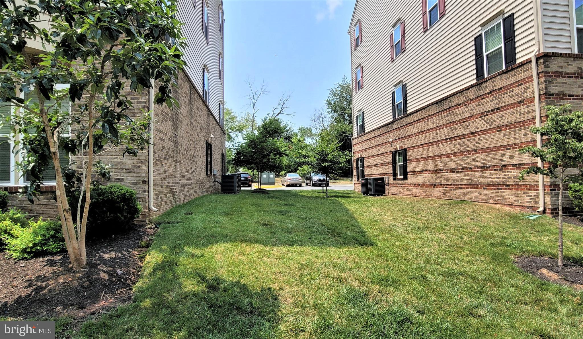 HEATHCOTE COMMONS - Residential Lease