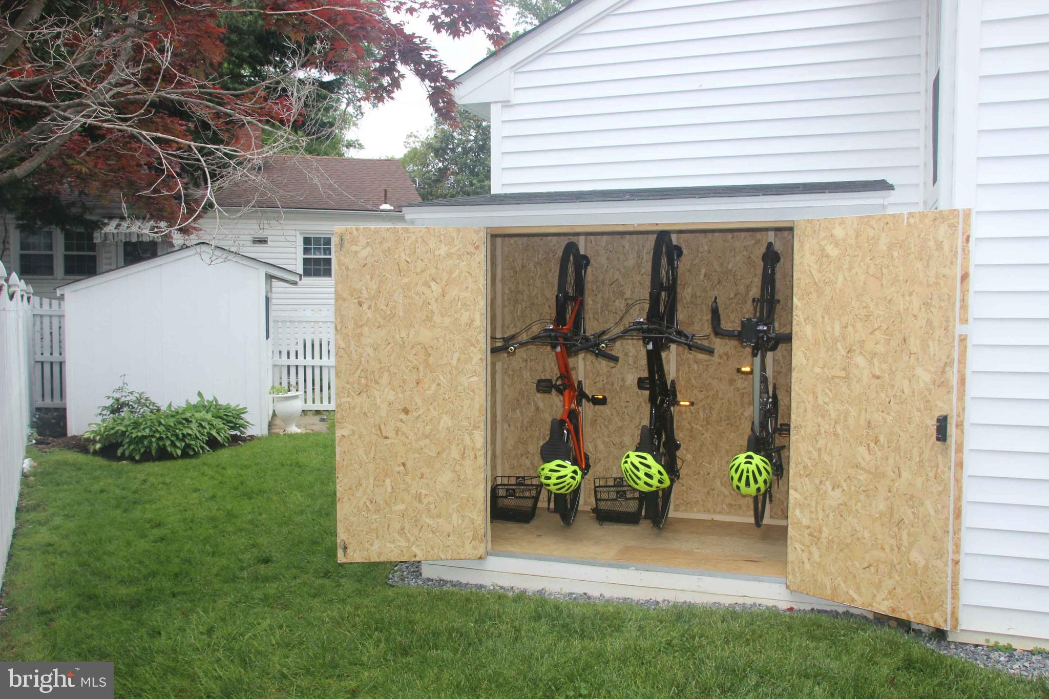 HIGHLAND PARK - Residential Lease