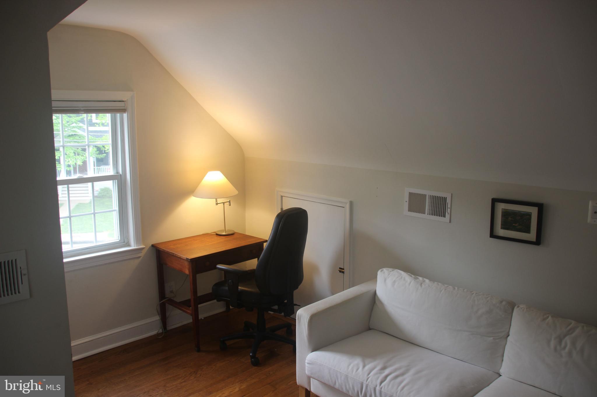 HIGHLAND PARK - Residential Lease