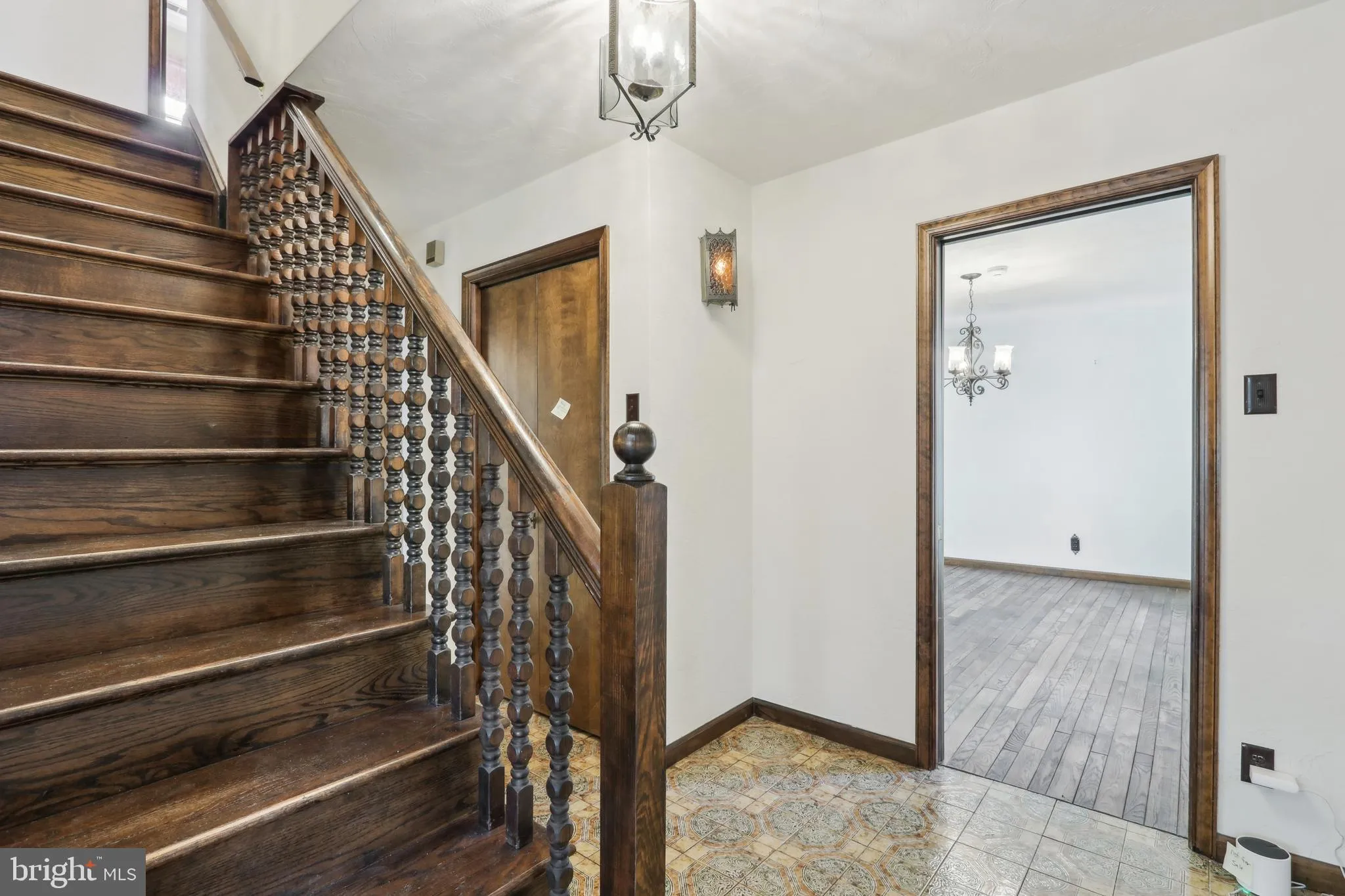 Vineland, New Jersey 08361, United States, 4 Bedrooms Bedrooms, ,3 BathroomsBathrooms,Residential,Pending,119546