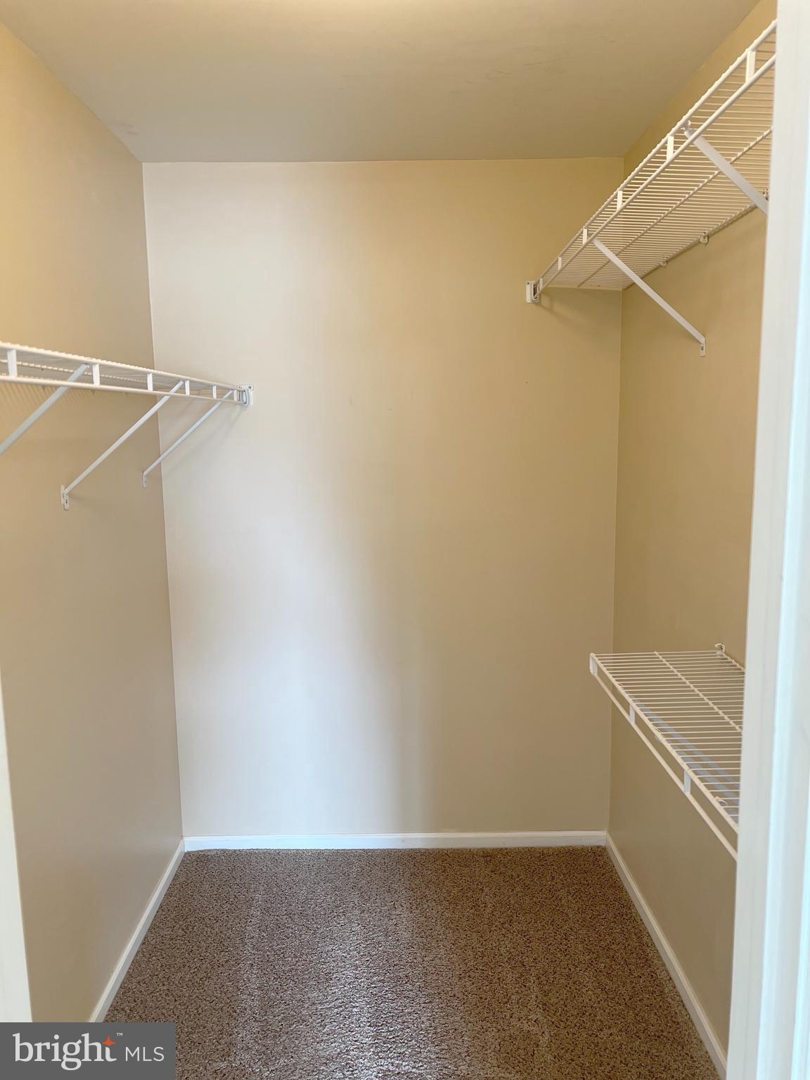 WILLOW STREAM - Residential