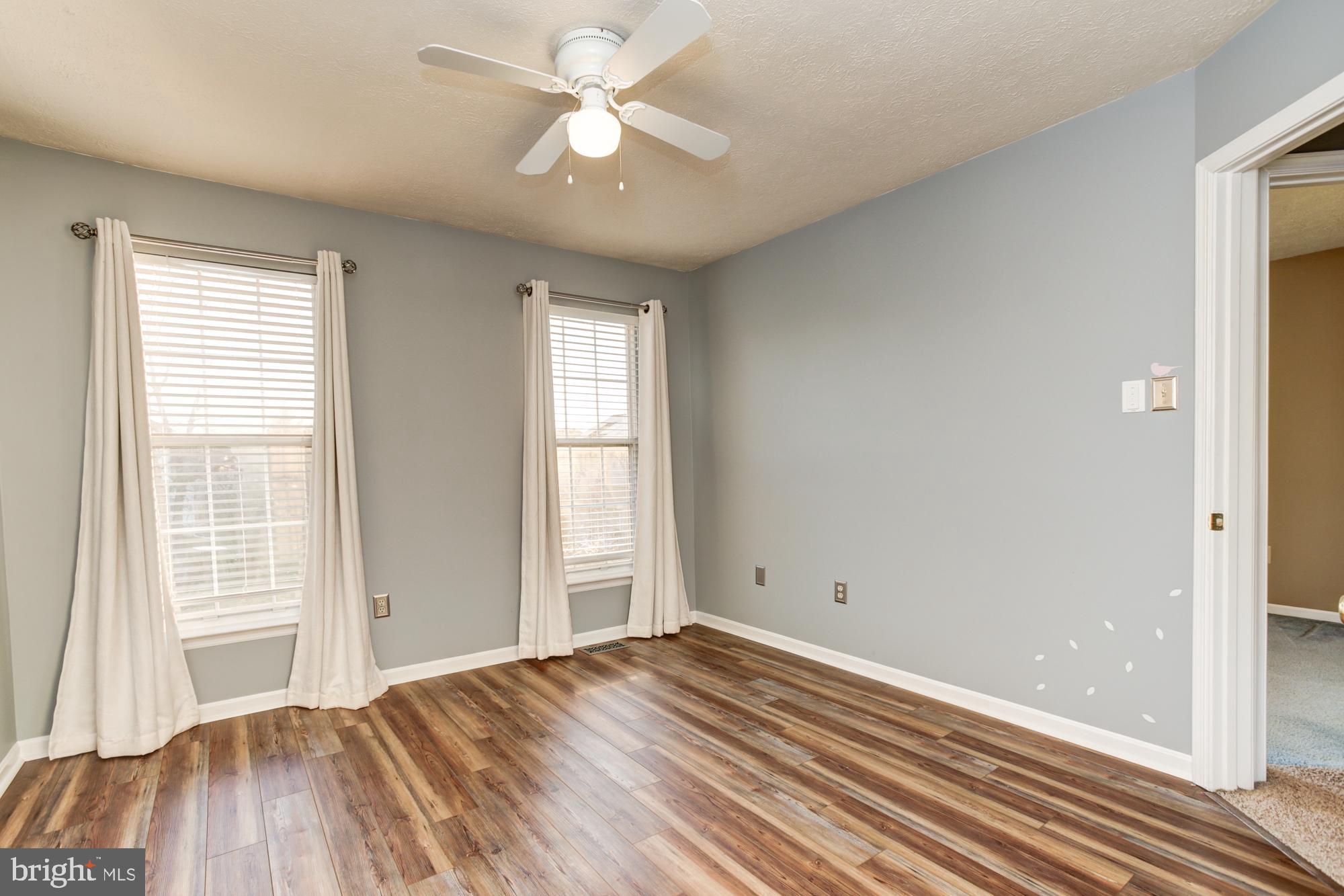 THE PROVINCES - Residential