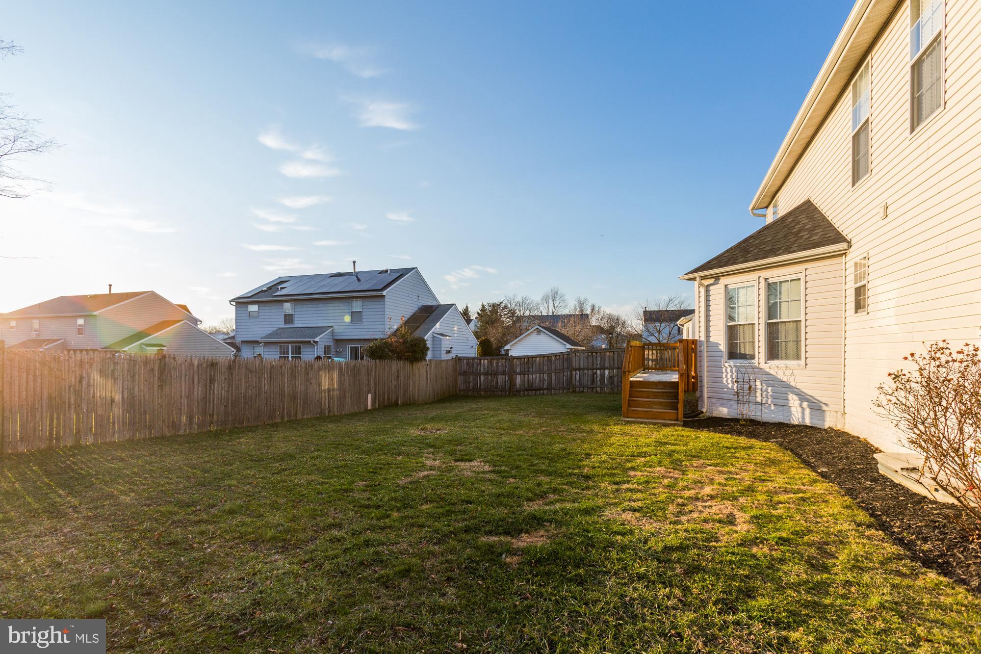 THE PROVINCES - Residential