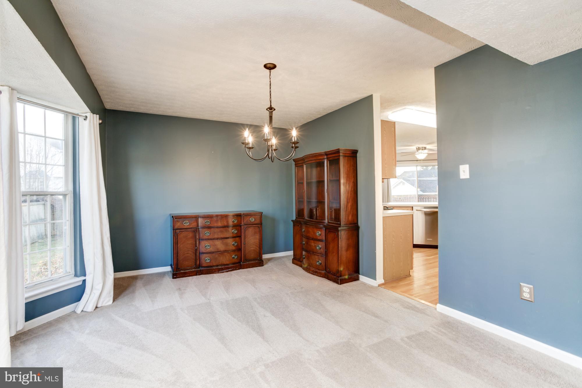 THE PROVINCES - Residential