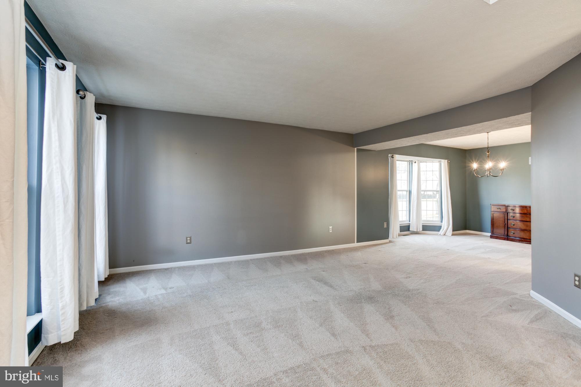 THE PROVINCES - Residential