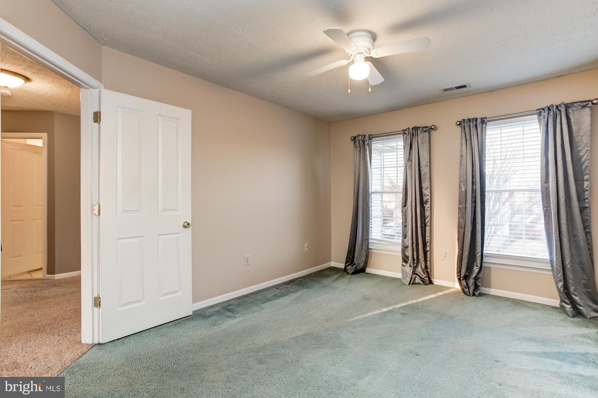 THE PROVINCES - Residential