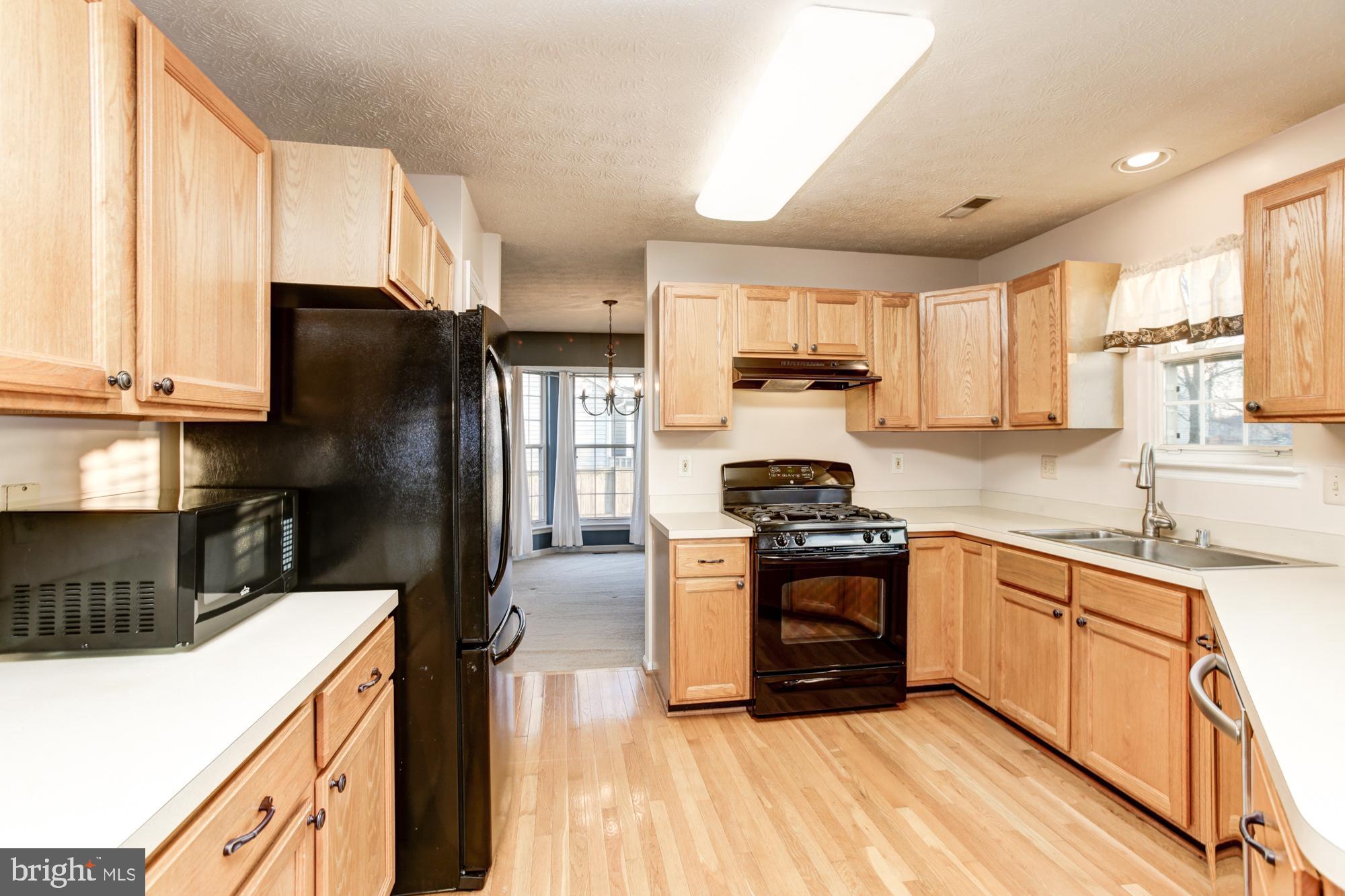 THE PROVINCES - Residential