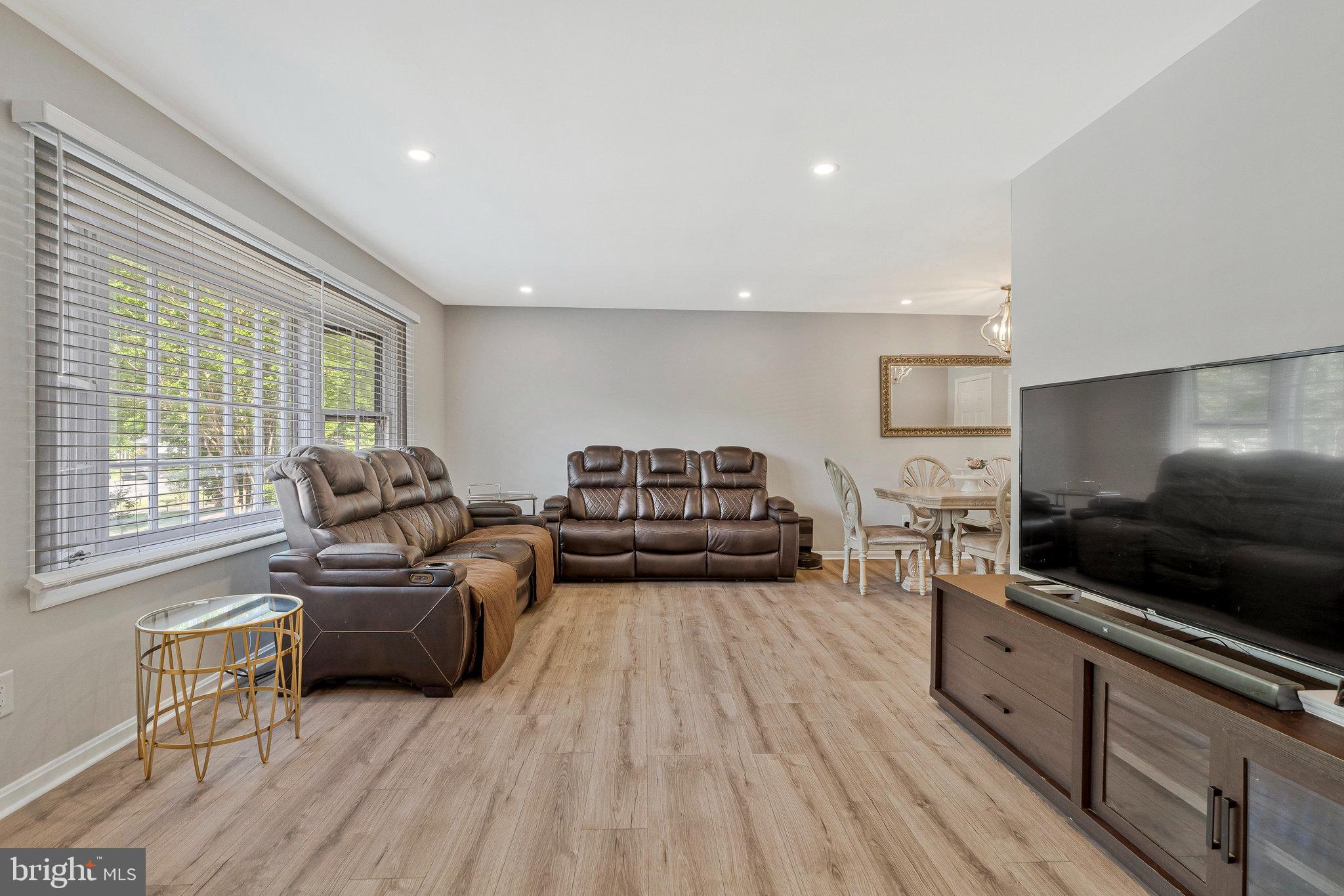 4317 ALTA VISTA DRIVE