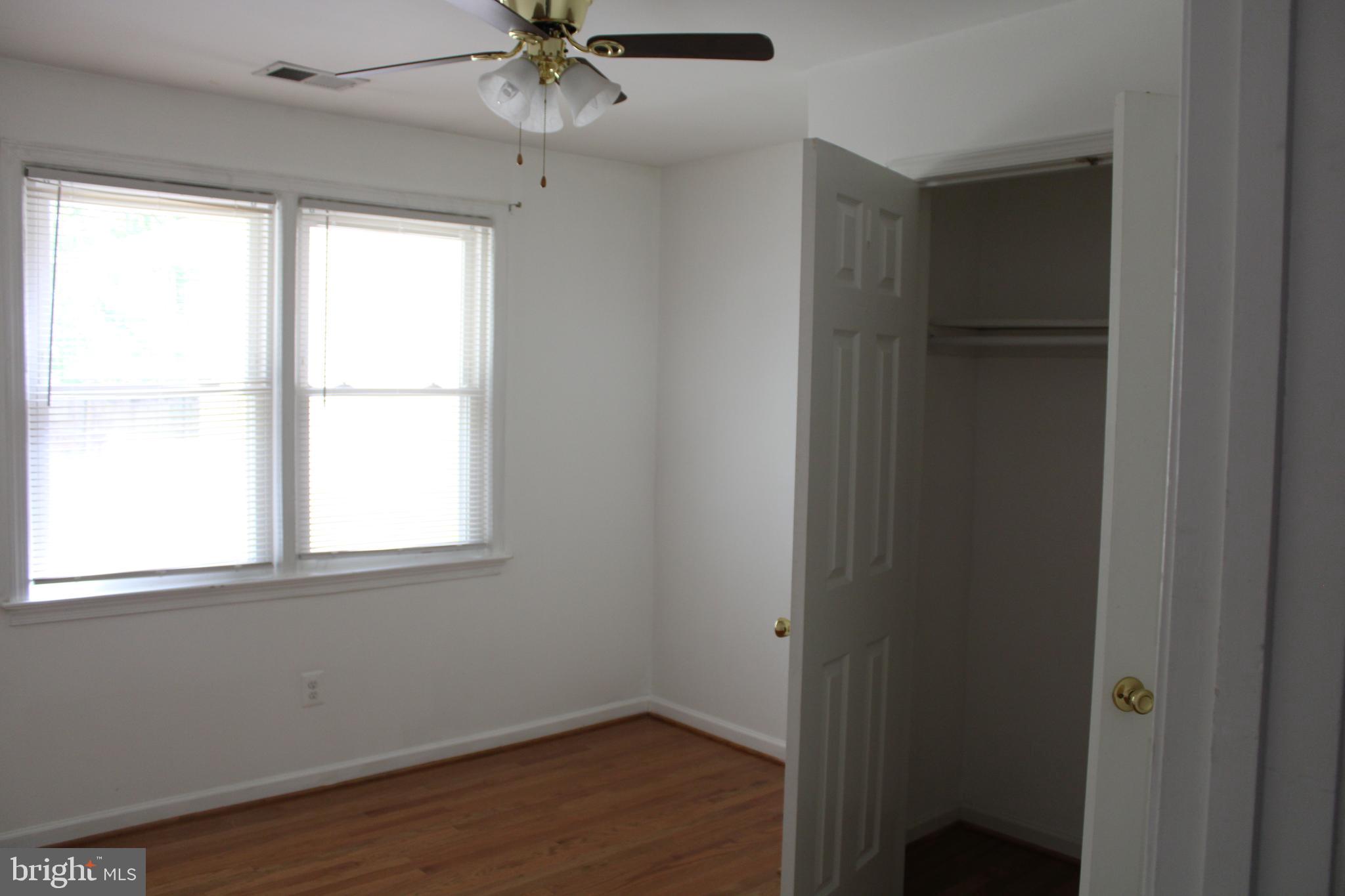 TRIANGLE - Residential Lease