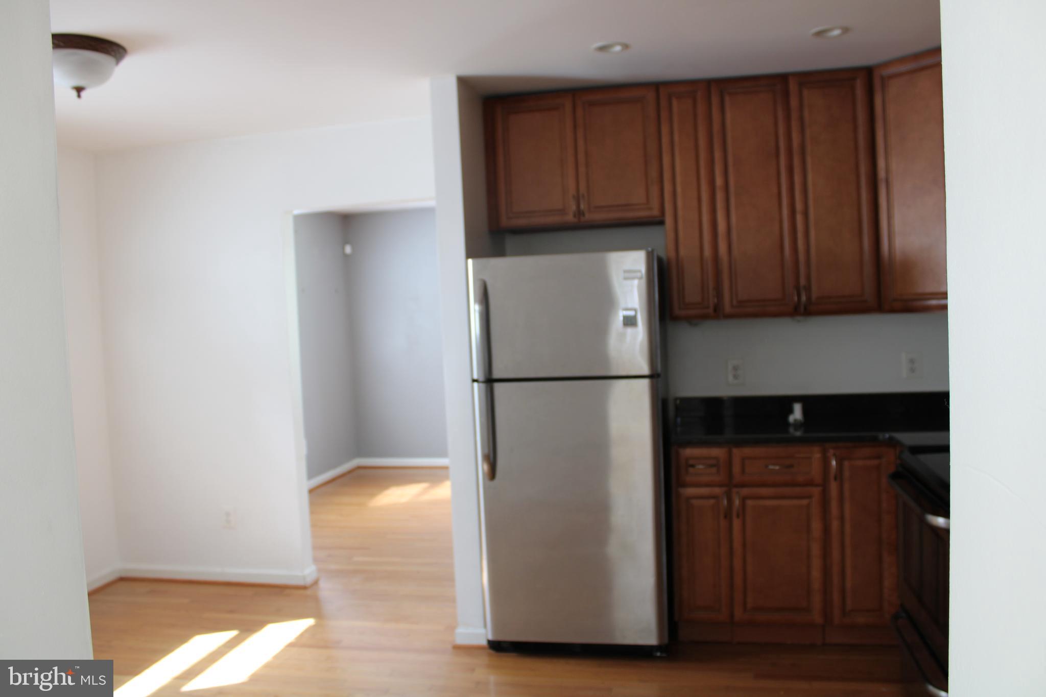 TRIANGLE - Residential Lease