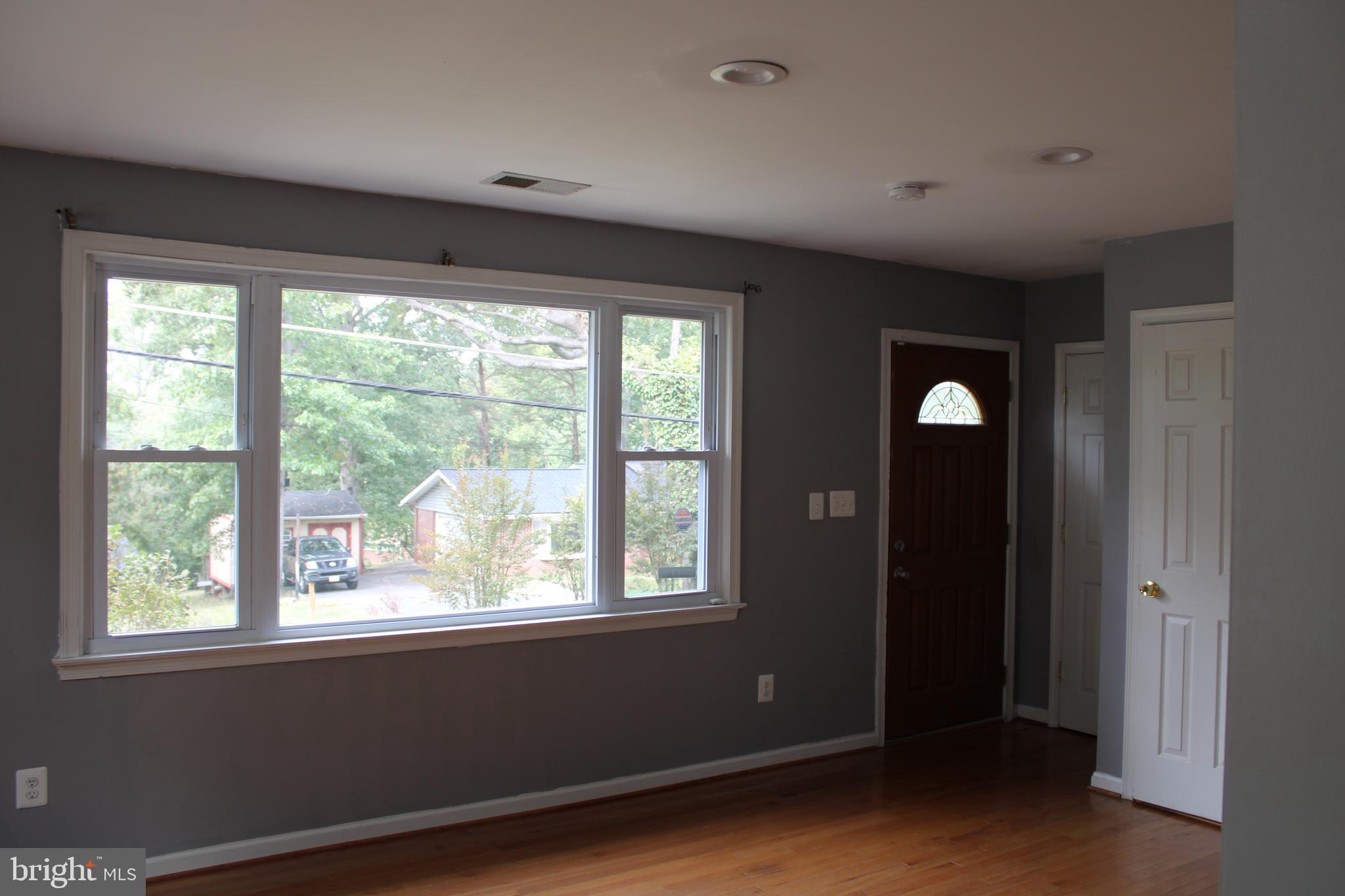 TRIANGLE - Residential Lease