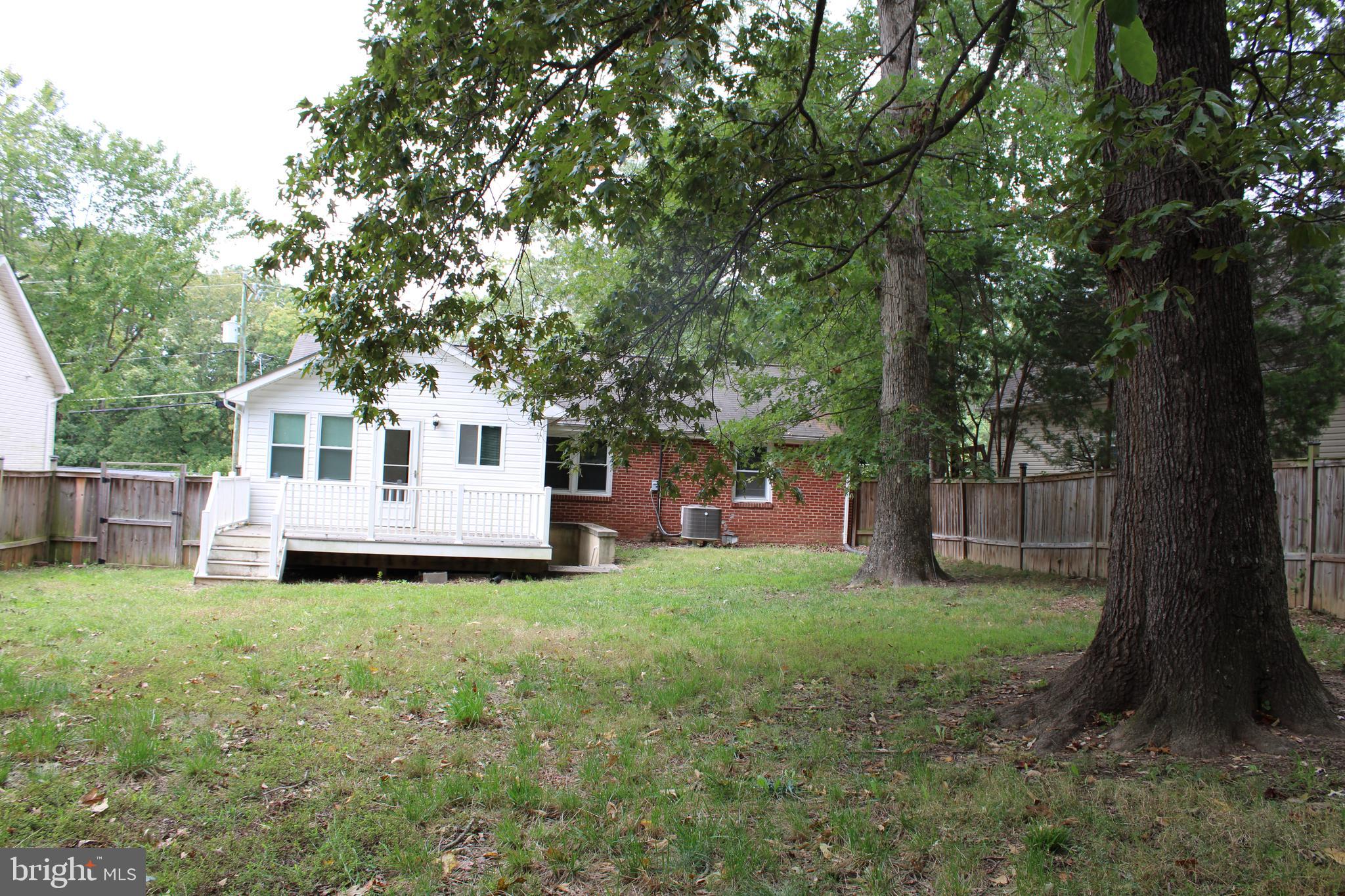 TRIANGLE - Residential Lease