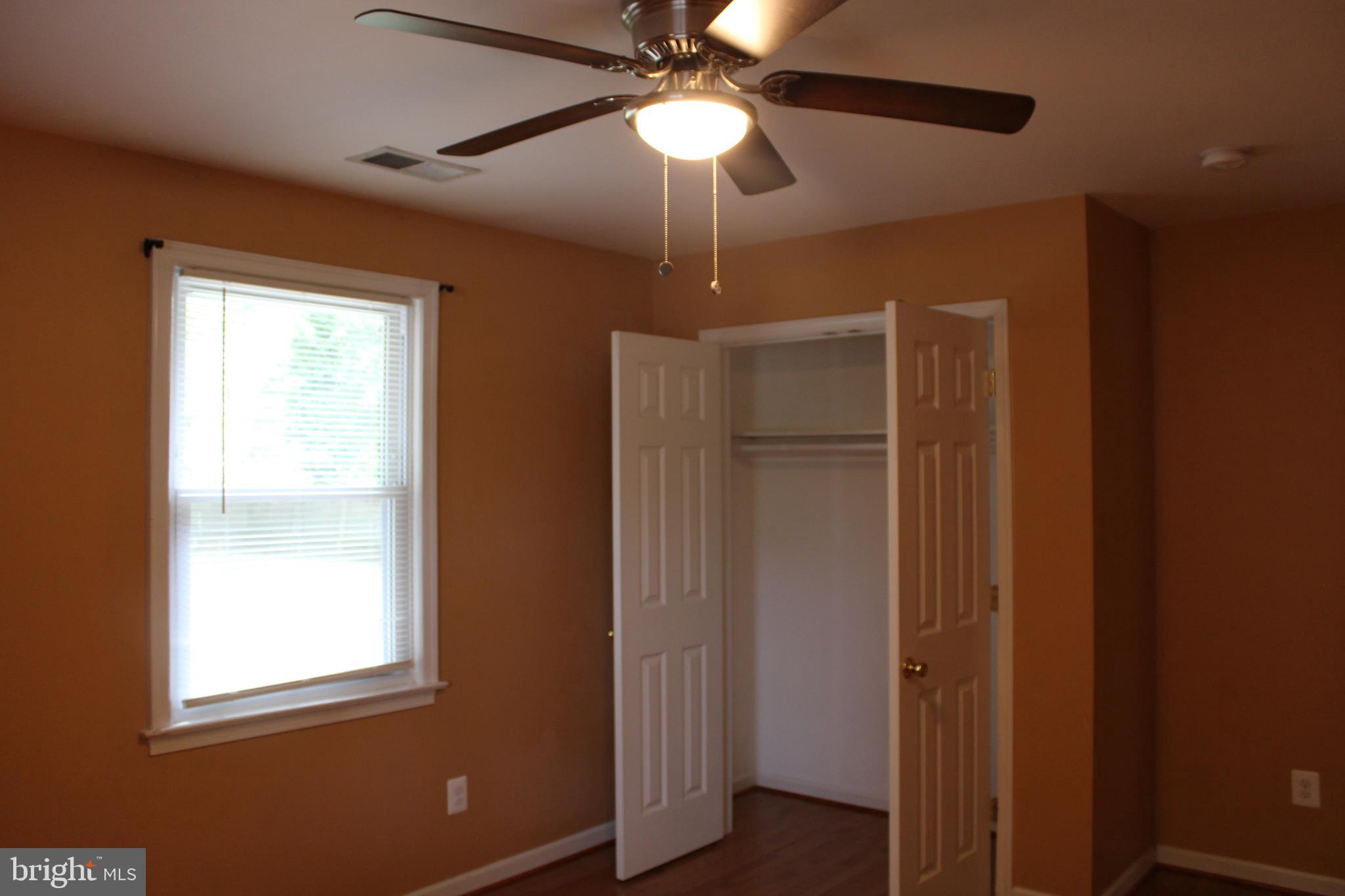 TRIANGLE - Residential Lease