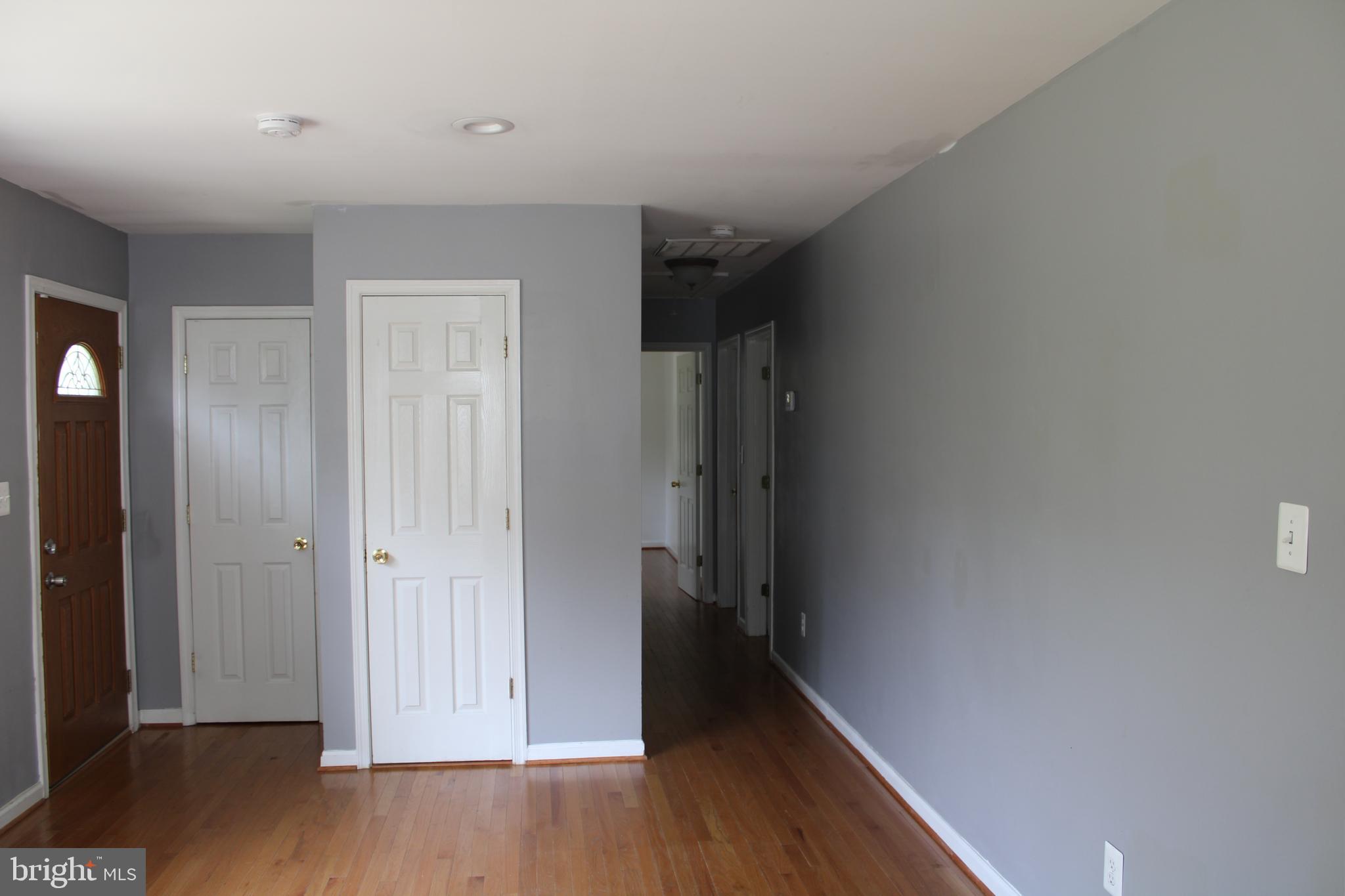 TRIANGLE - Residential Lease