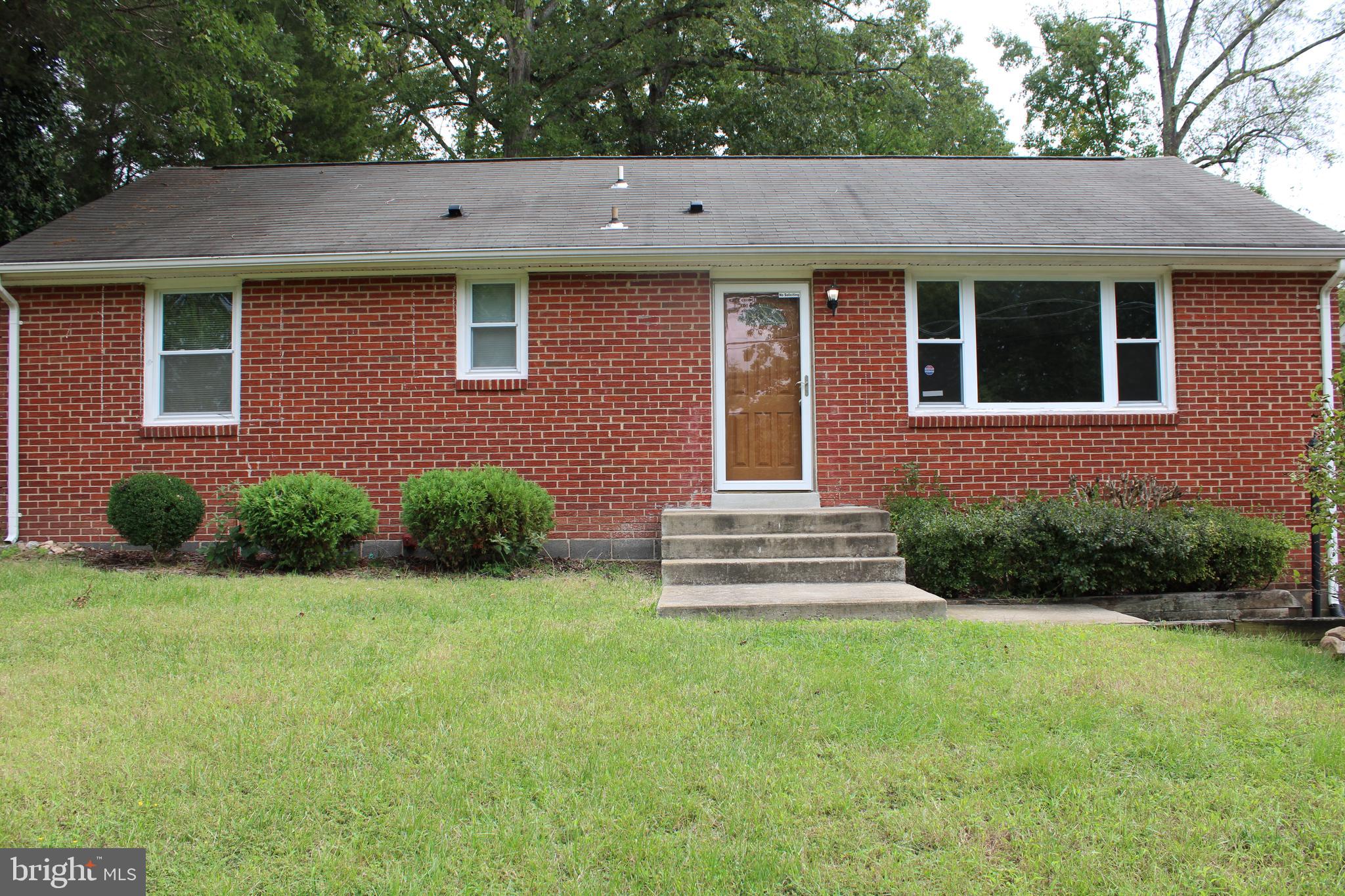 TRIANGLE - Residential Lease