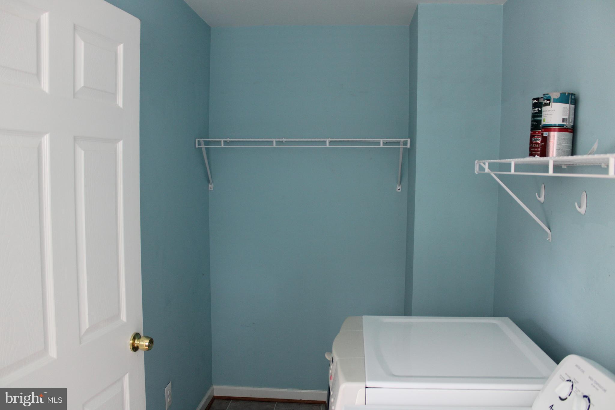 TRIANGLE - Residential Lease