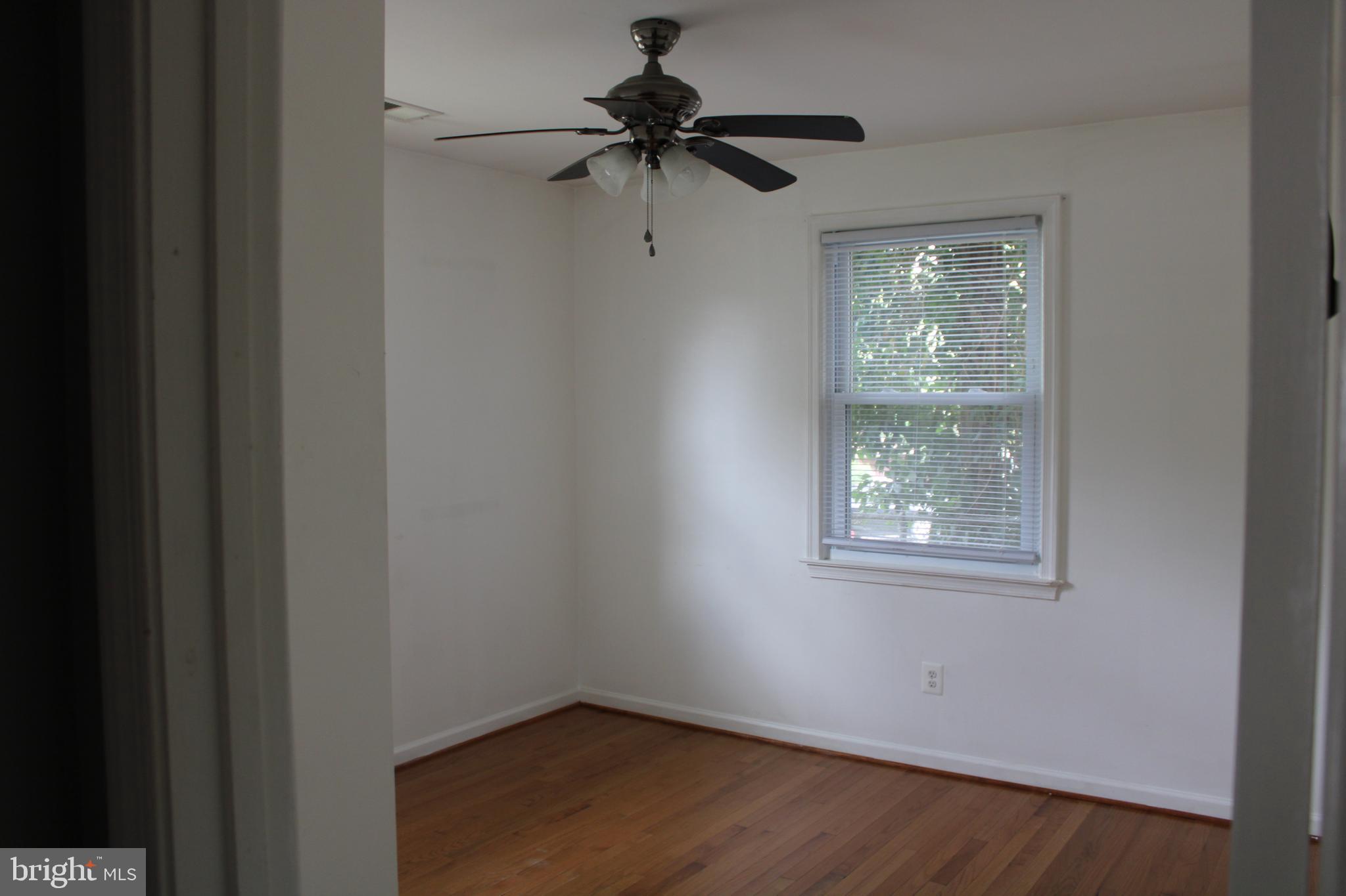 TRIANGLE - Residential Lease