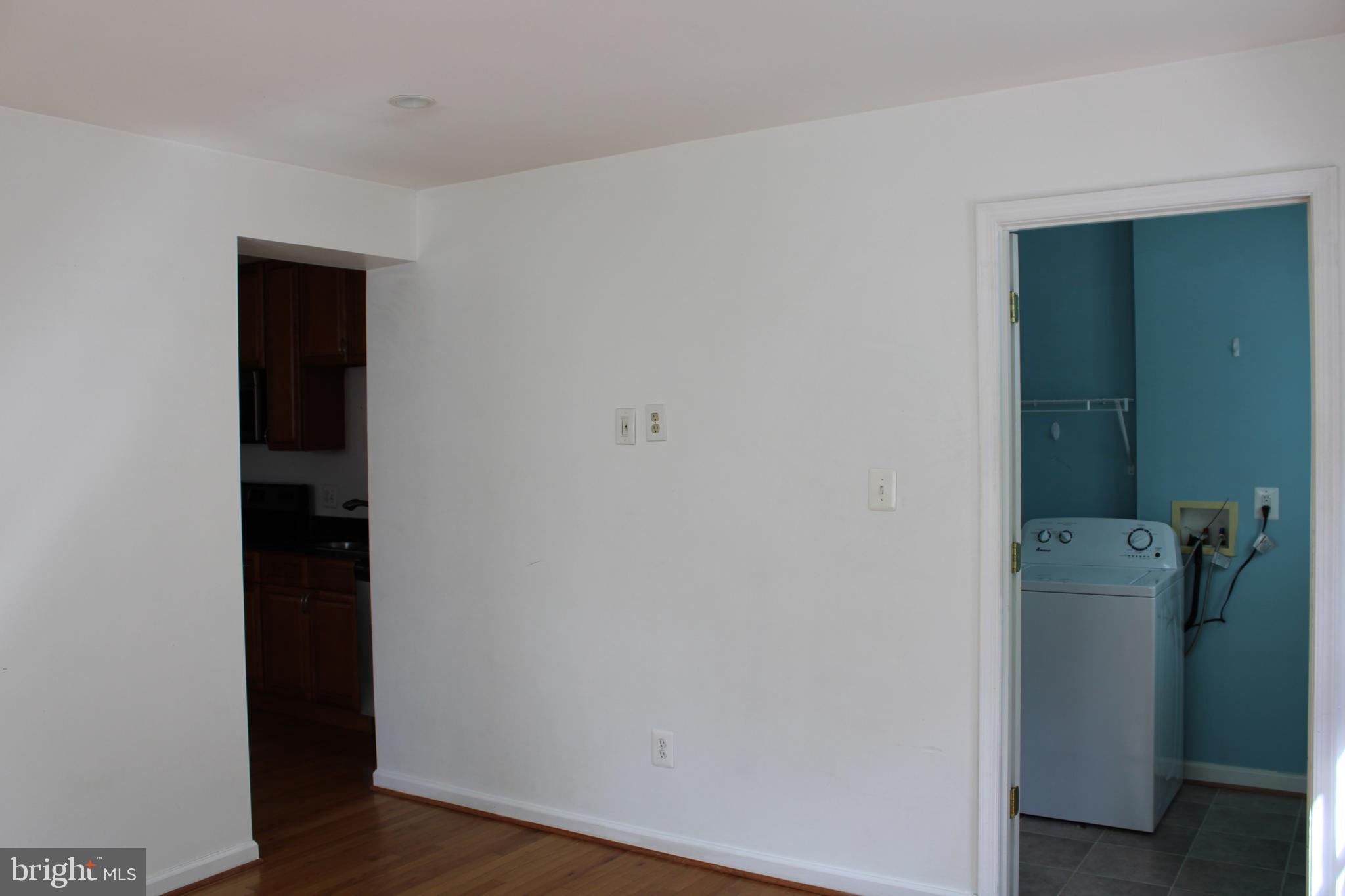 TRIANGLE - Residential Lease