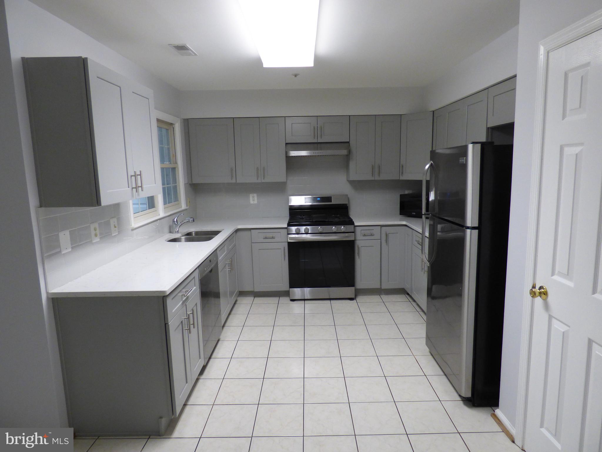 ARCOLA - Residential Lease