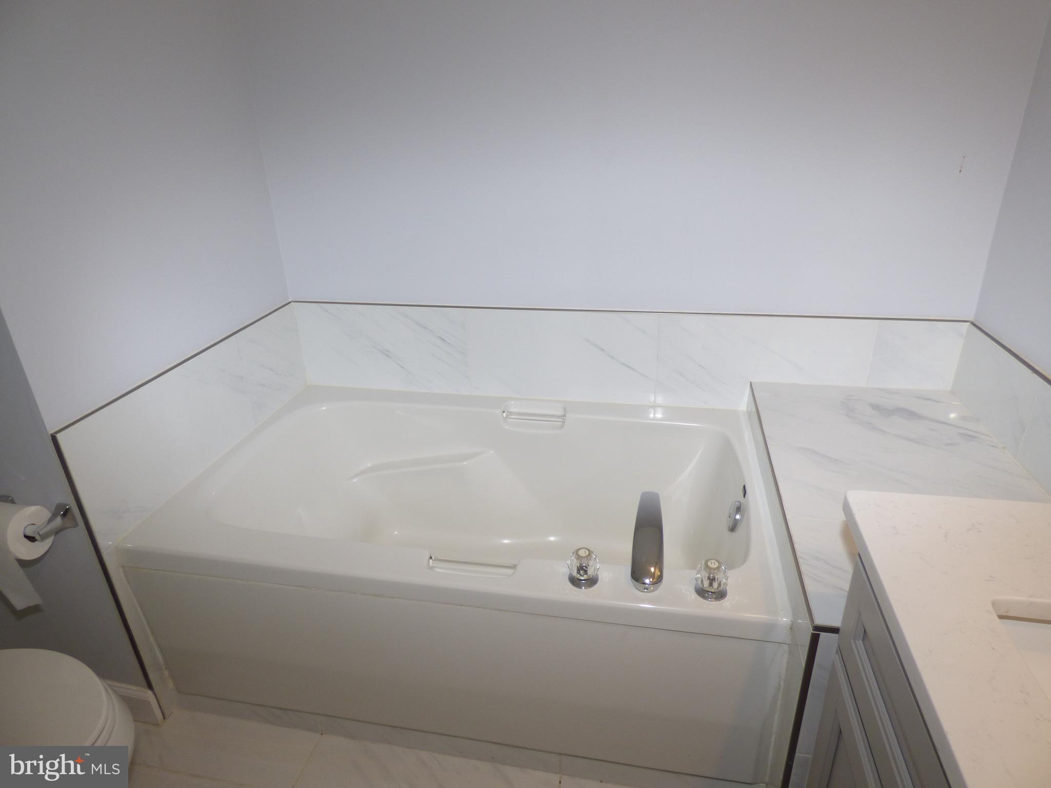 ARCOLA - Residential Lease