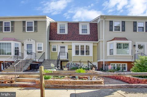 1447 CHATHAM COURT CROFTON MD 21114