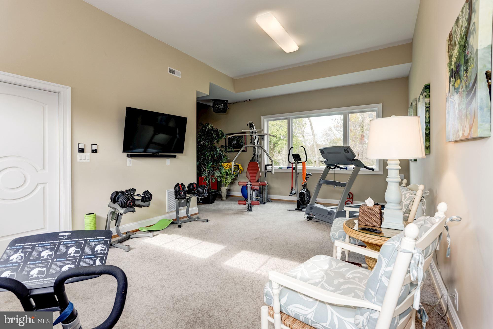 BENNETT POINT - Residential