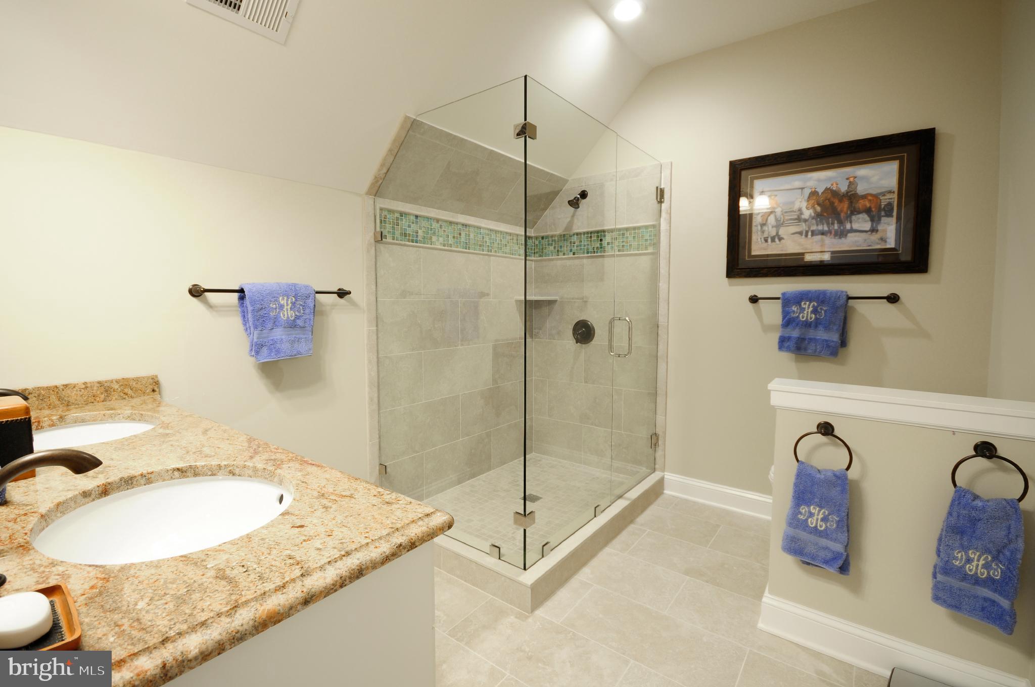 BENNETT POINT - Residential