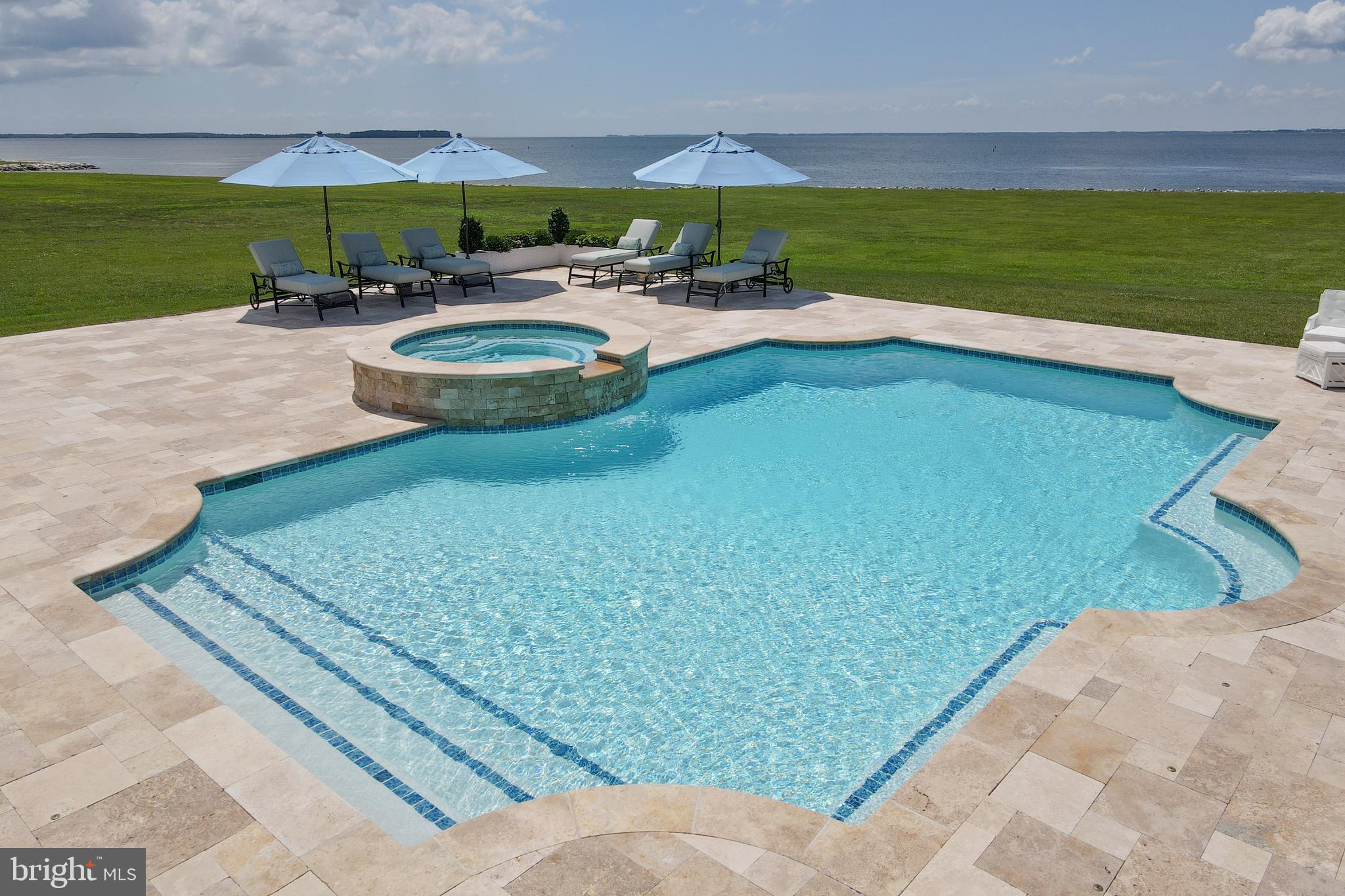 BENNETT POINT - Residential