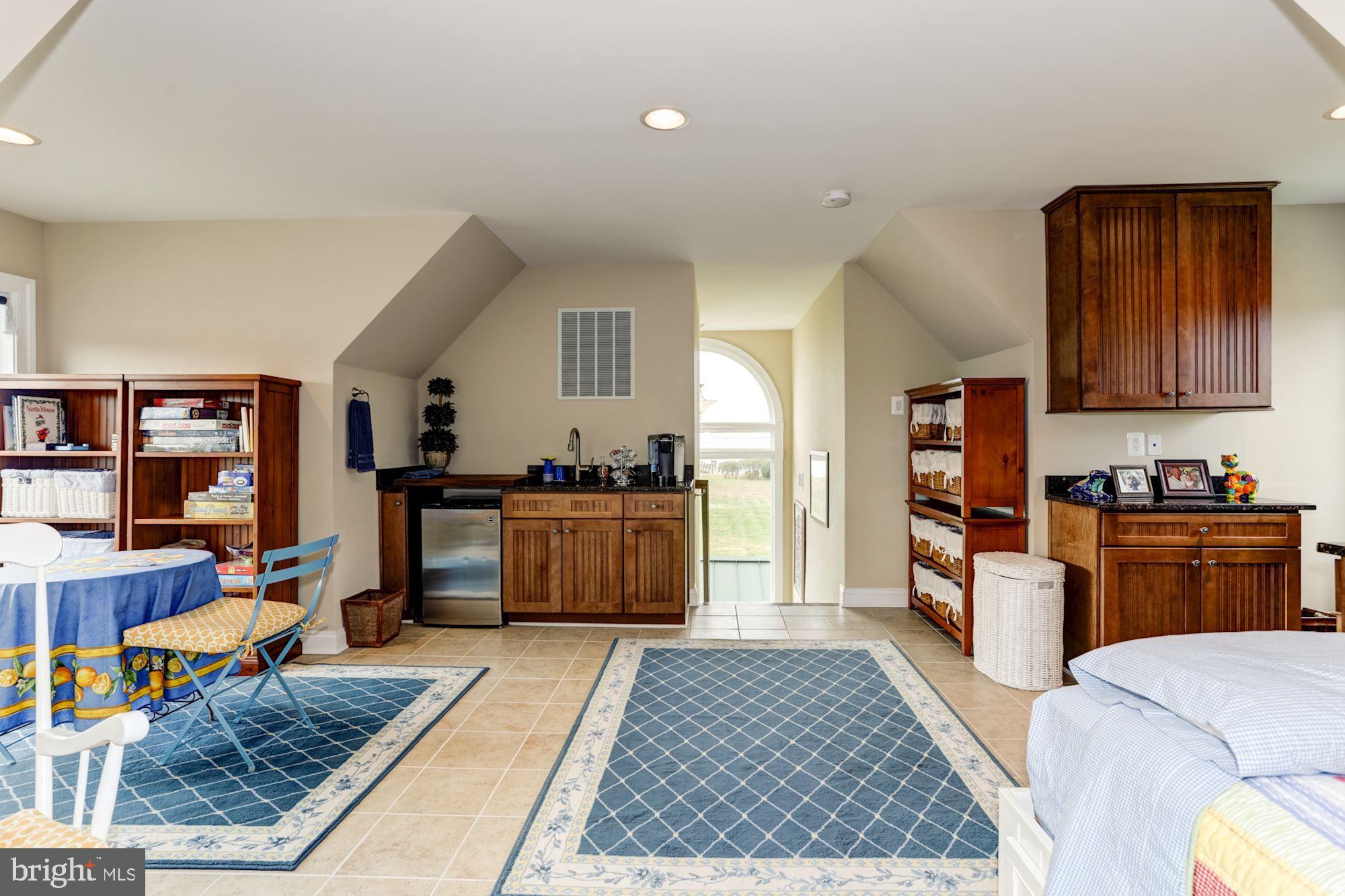 BENNETT POINT - Residential