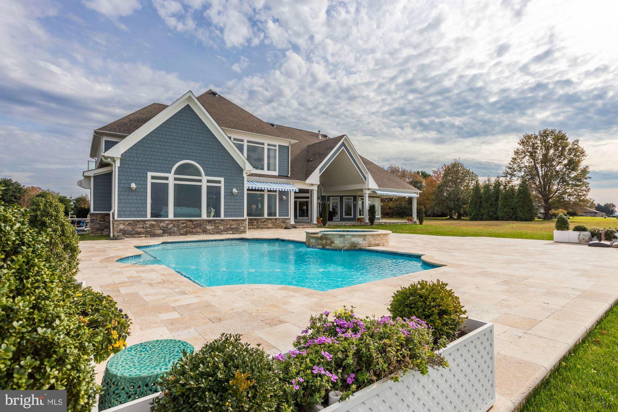 BENNETT POINT - Residential