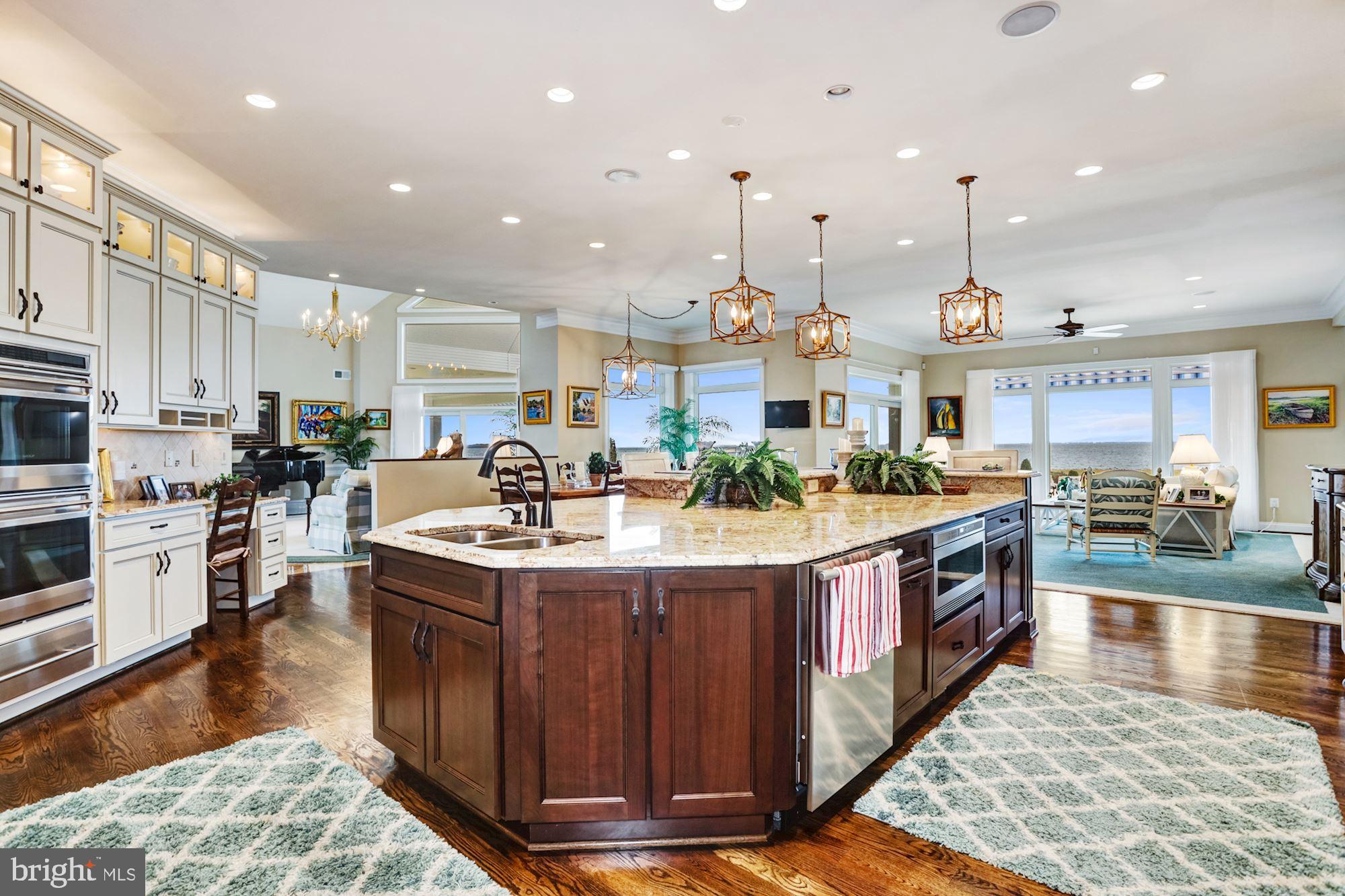 BENNETT POINT - Residential