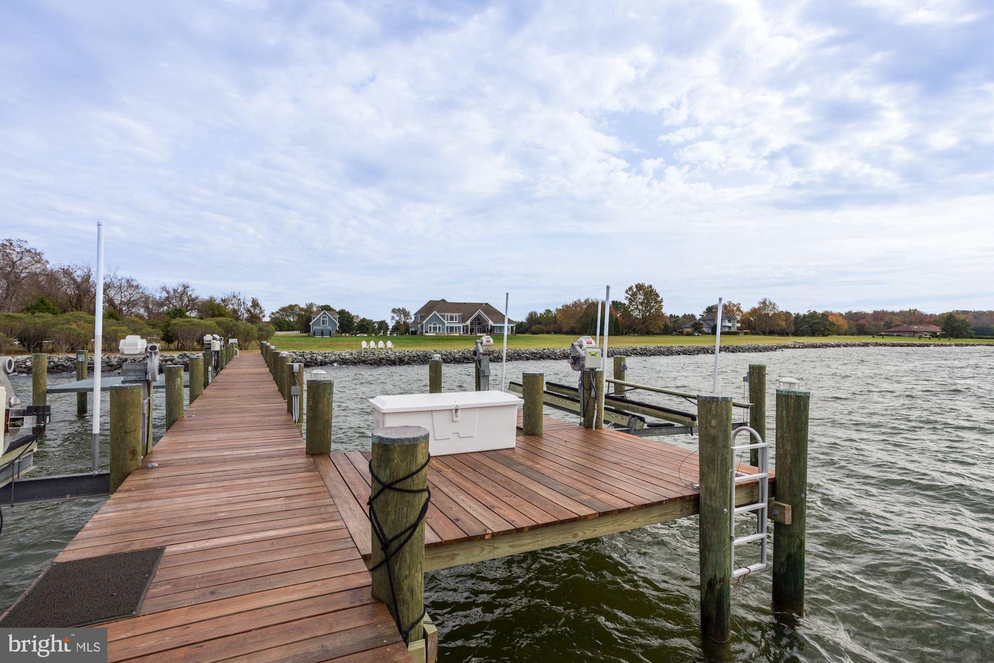 BENNETT POINT - Residential