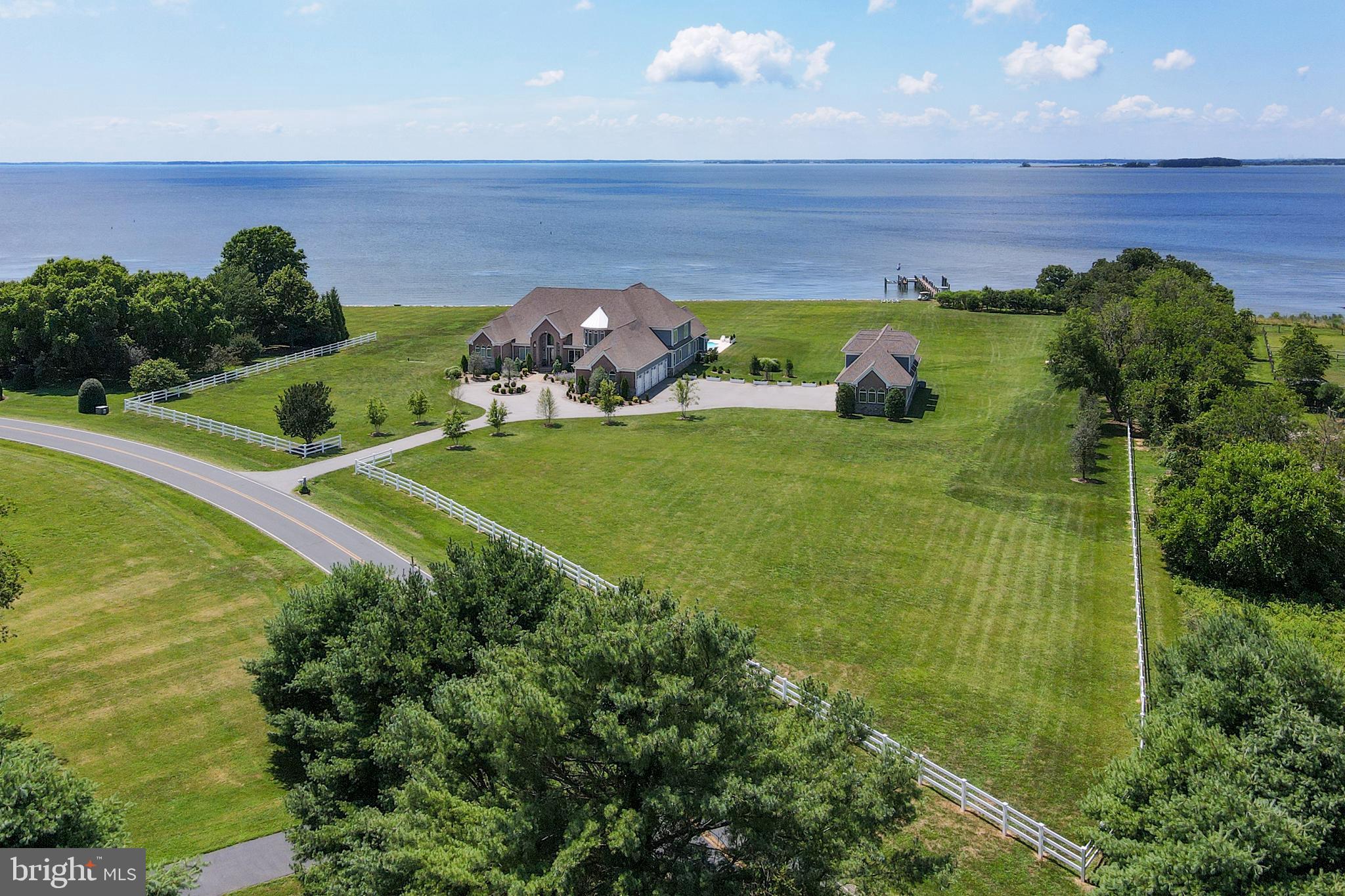 BENNETT POINT - Residential