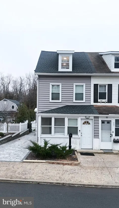 223 Main Street, Hamilton, NJ 08620 - MLS#: NJME2072324