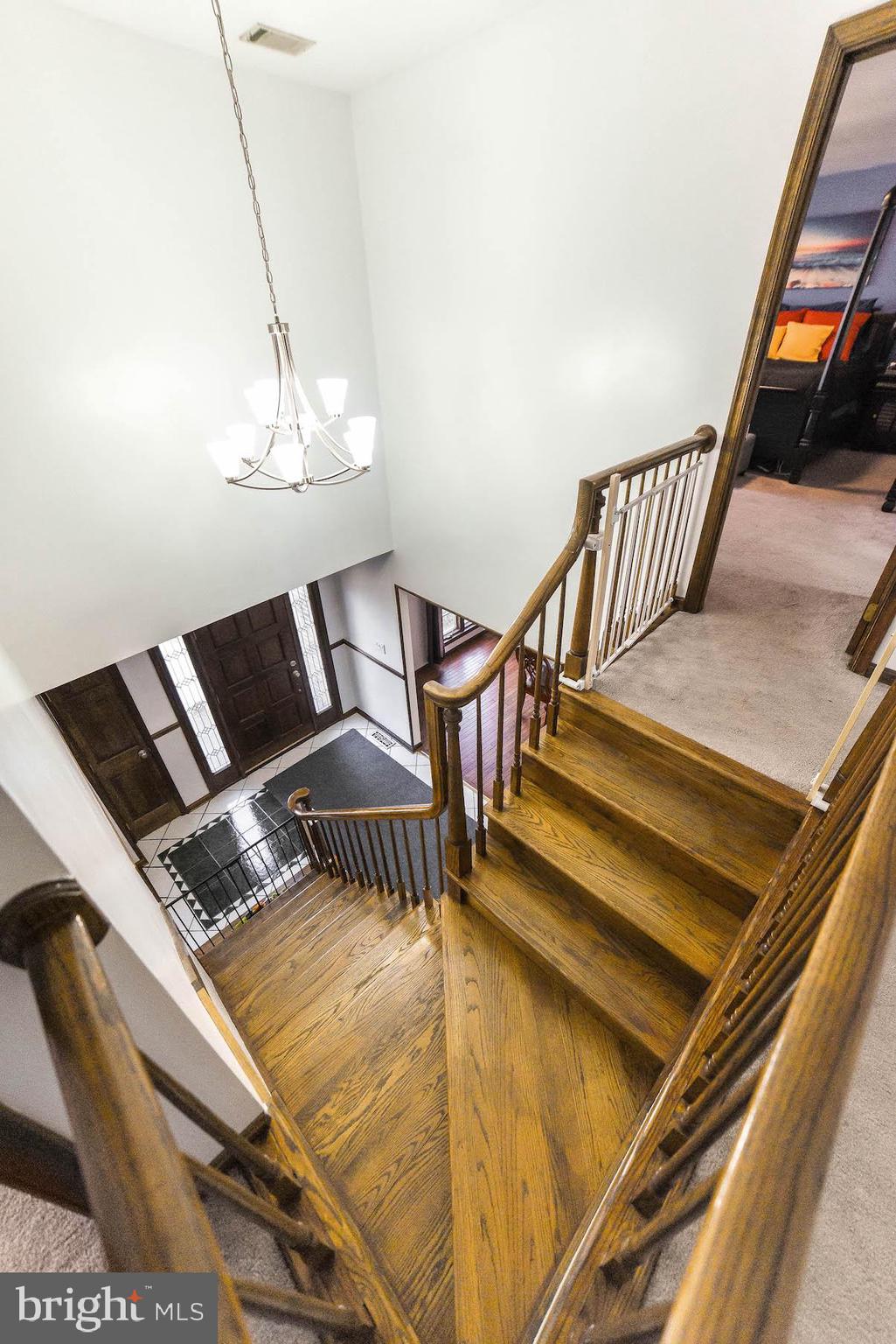 LAUREL DRIVE-MONTROSE SU - Residential