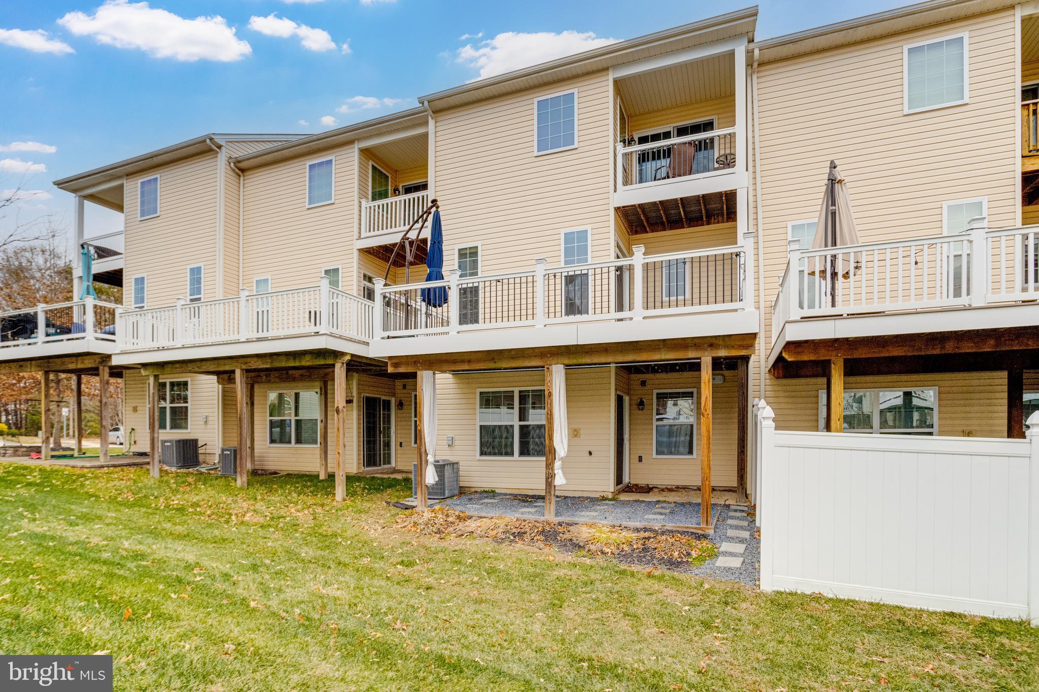 TANYARD SPRINGS - Residential Lease