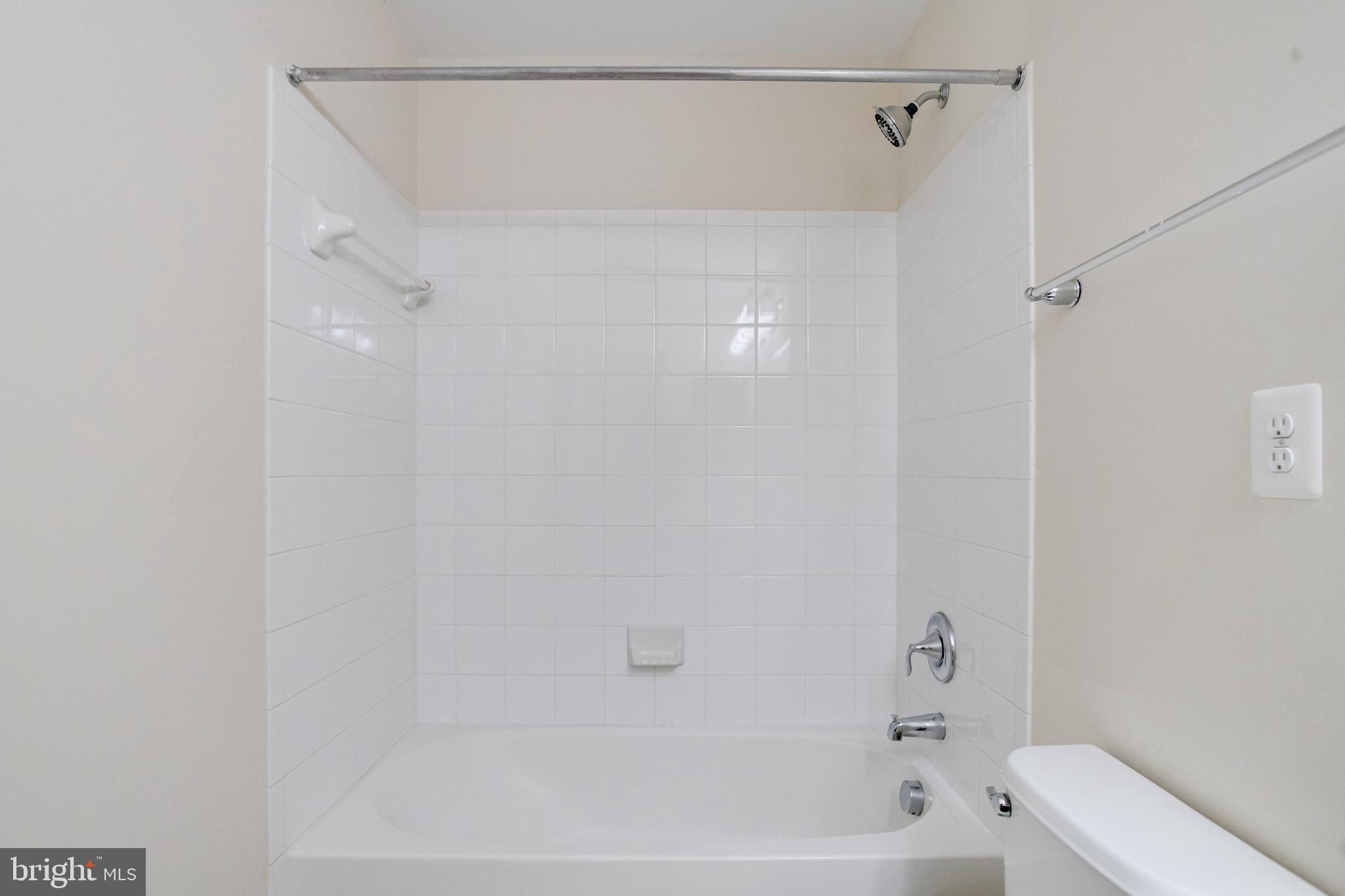 TANYARD SPRINGS - Residential Lease