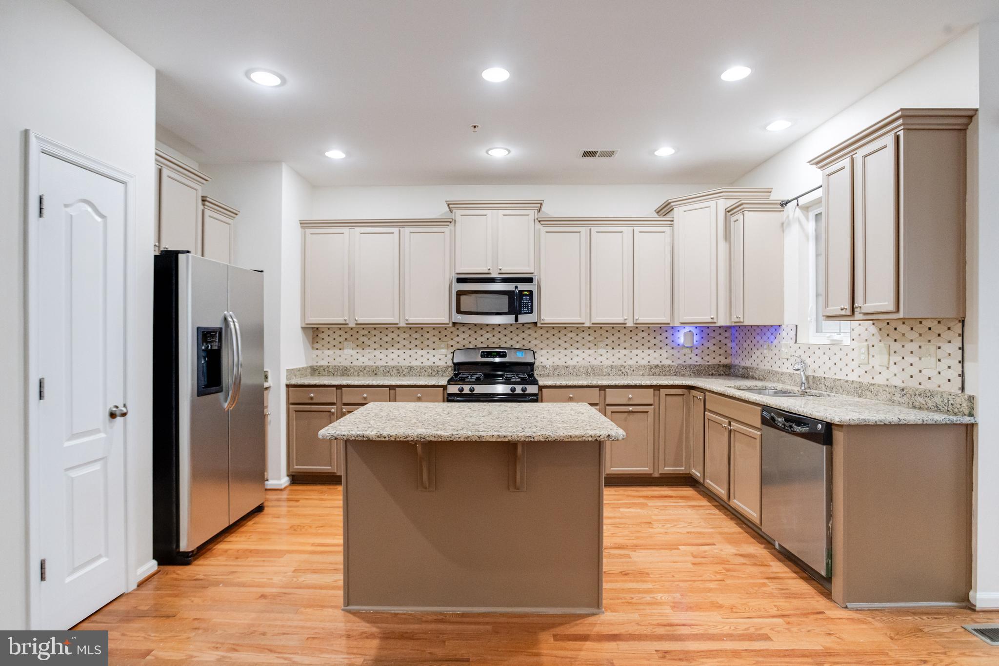 TANYARD SPRINGS - Residential Lease