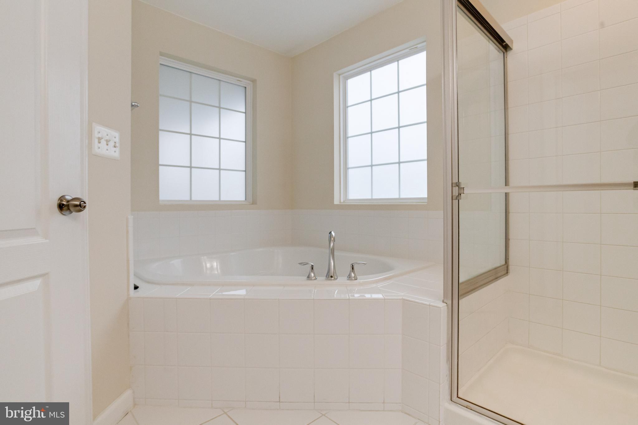 TANYARD SPRINGS - Residential Lease