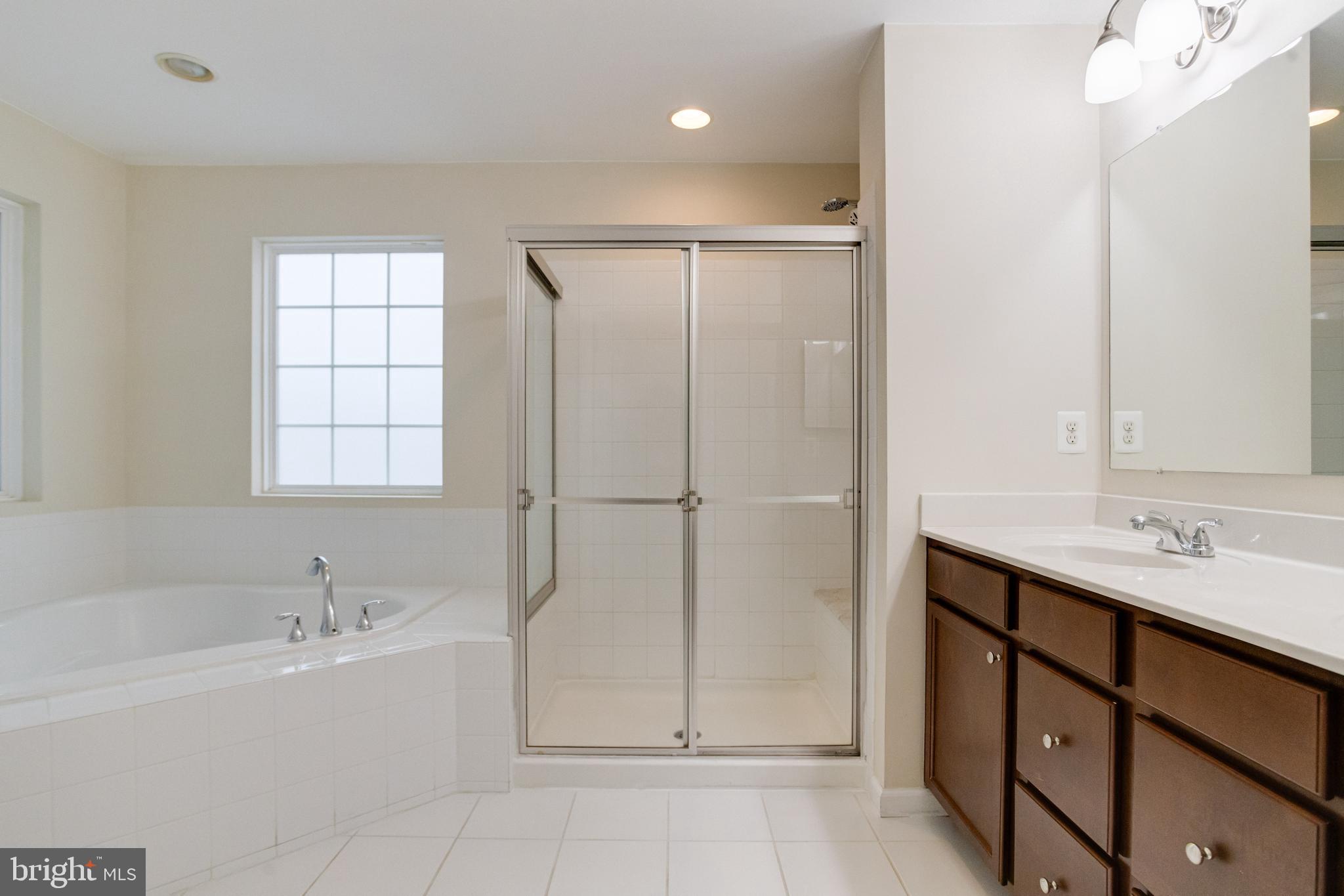 TANYARD SPRINGS - Residential Lease