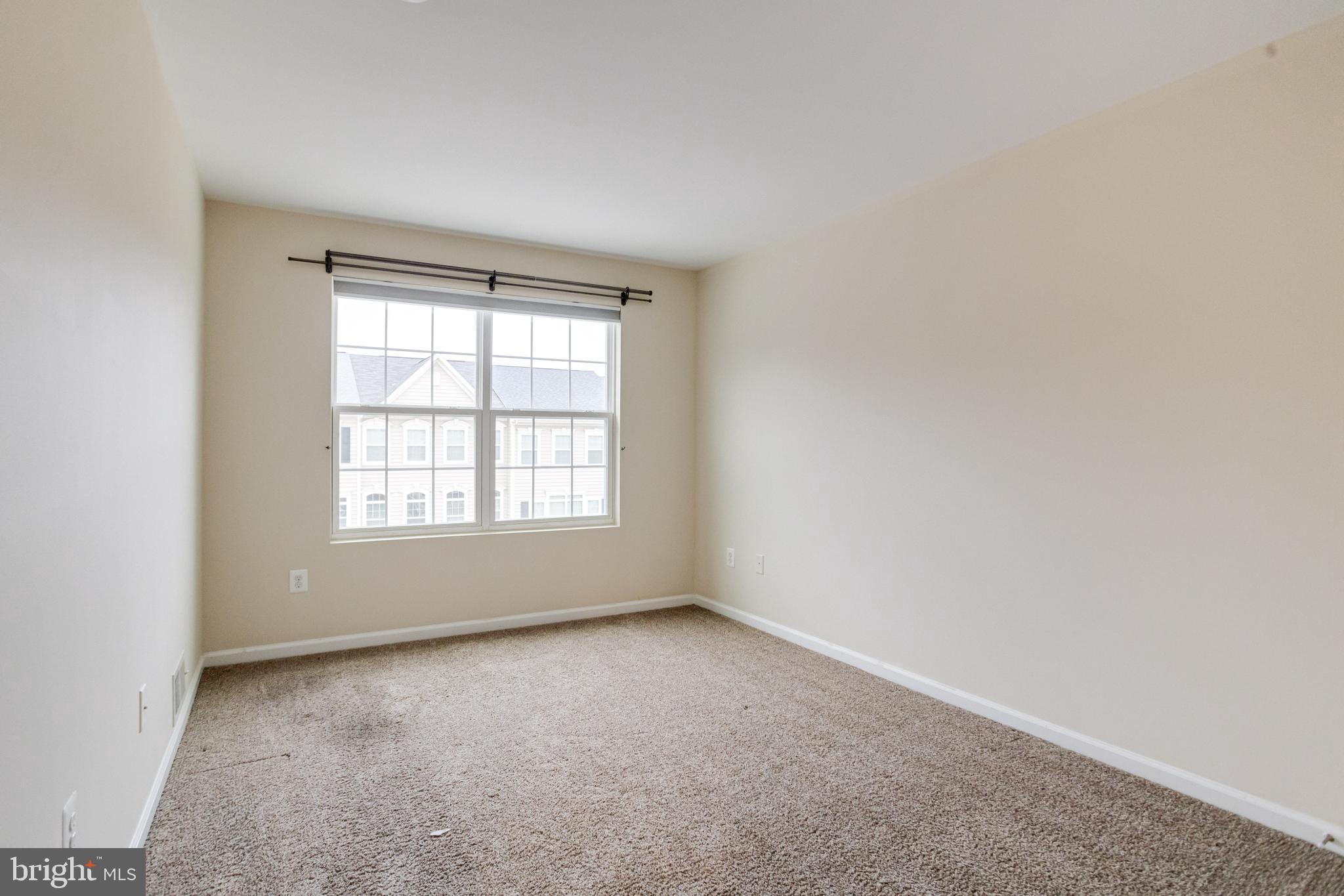 TANYARD SPRINGS - Residential Lease