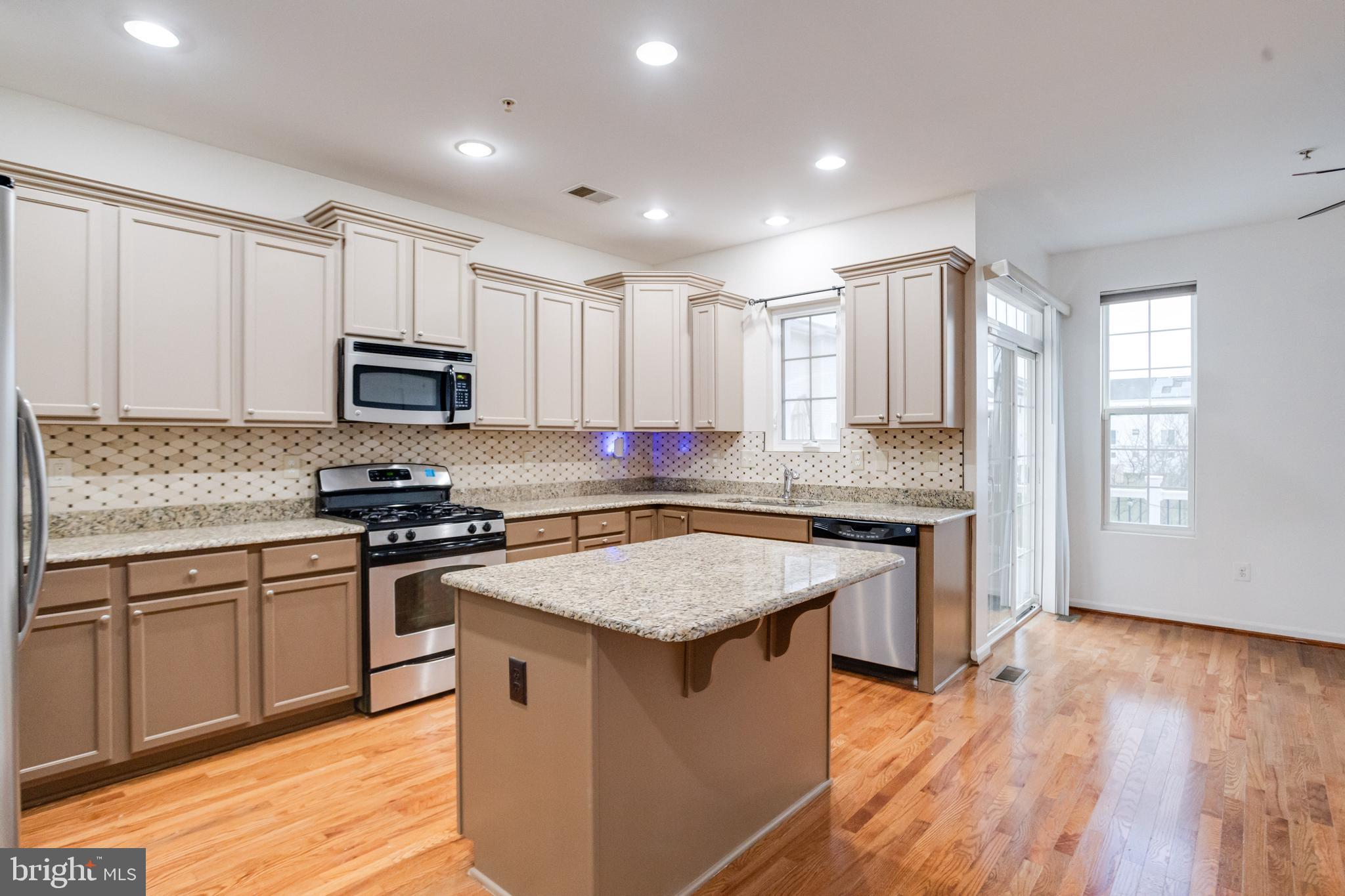 TANYARD SPRINGS - Residential Lease