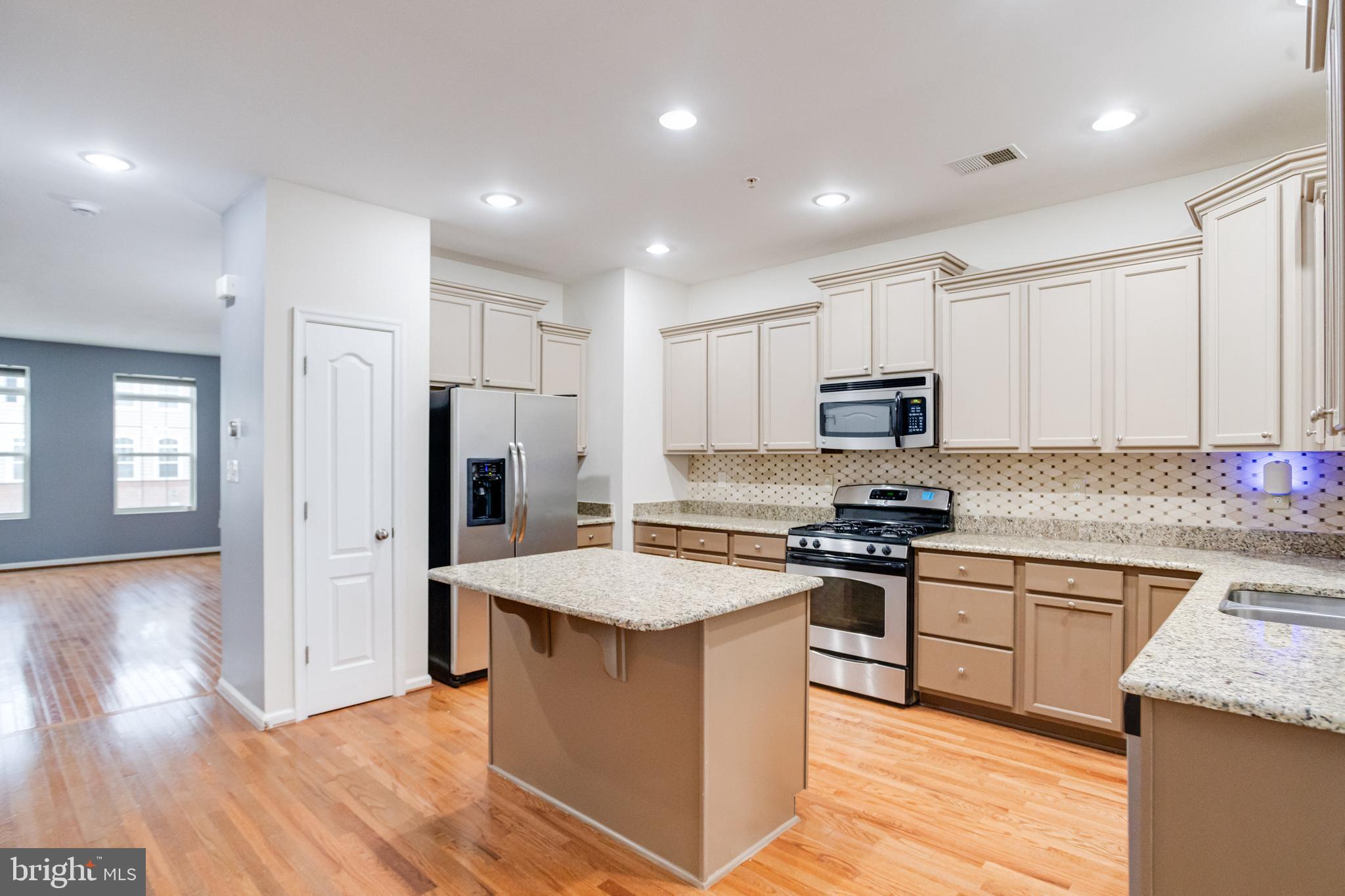 TANYARD SPRINGS - Residential Lease